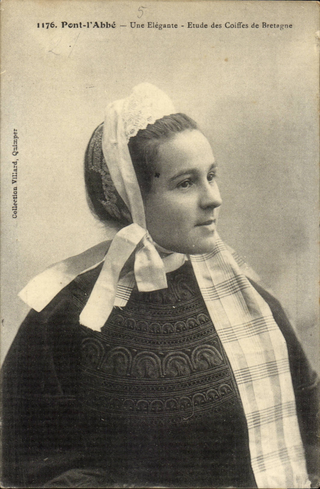 CPA Brucke die Abt eleganten Details der Kappen von Bretagne (Folklorekostum-Scheinwerferleuchtturm)