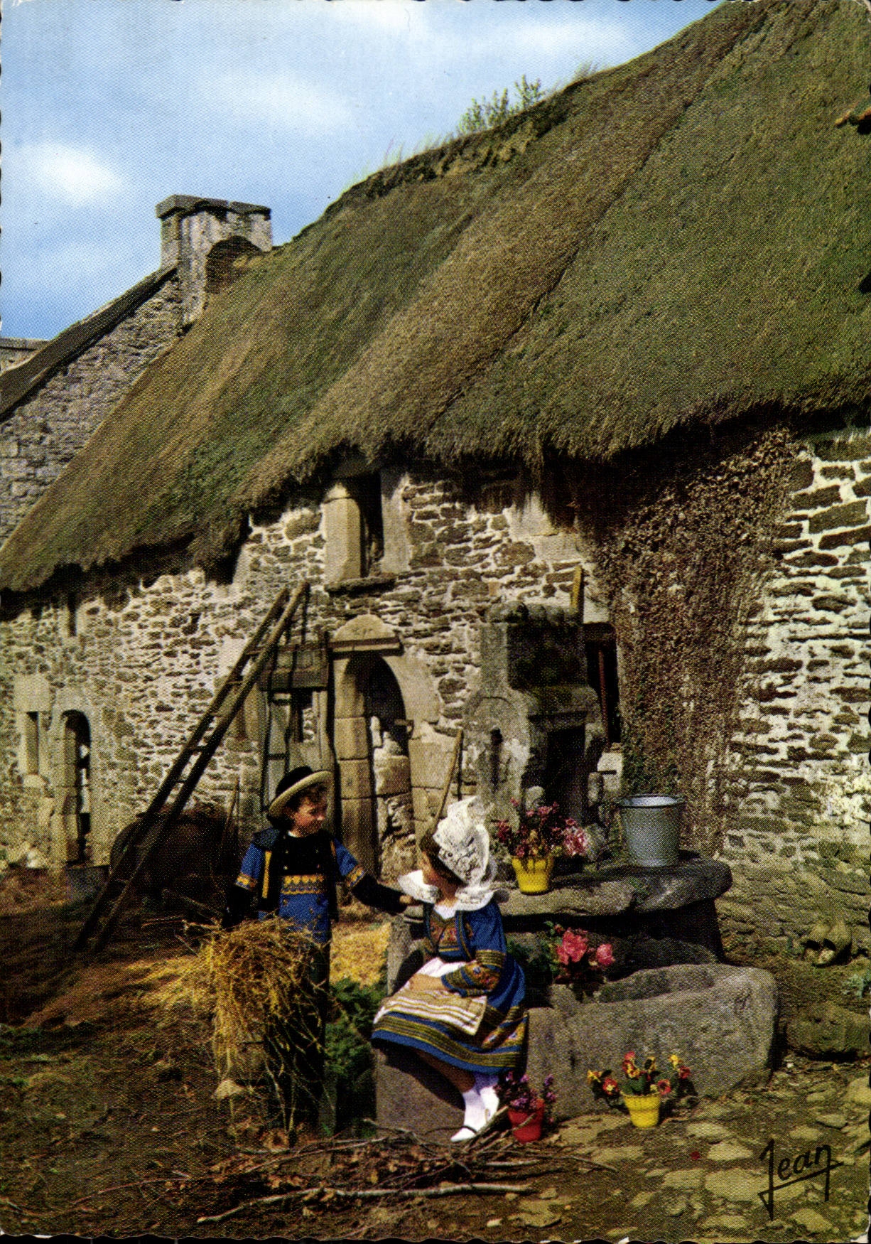 CPM Ferme bretonne Bretagne Folklore Coiffe