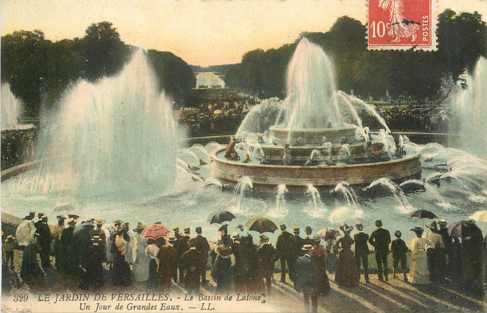 CPA LE JARDIN DE VERSAILLES-Le bassin de Latone- une jour de grandes Eaux