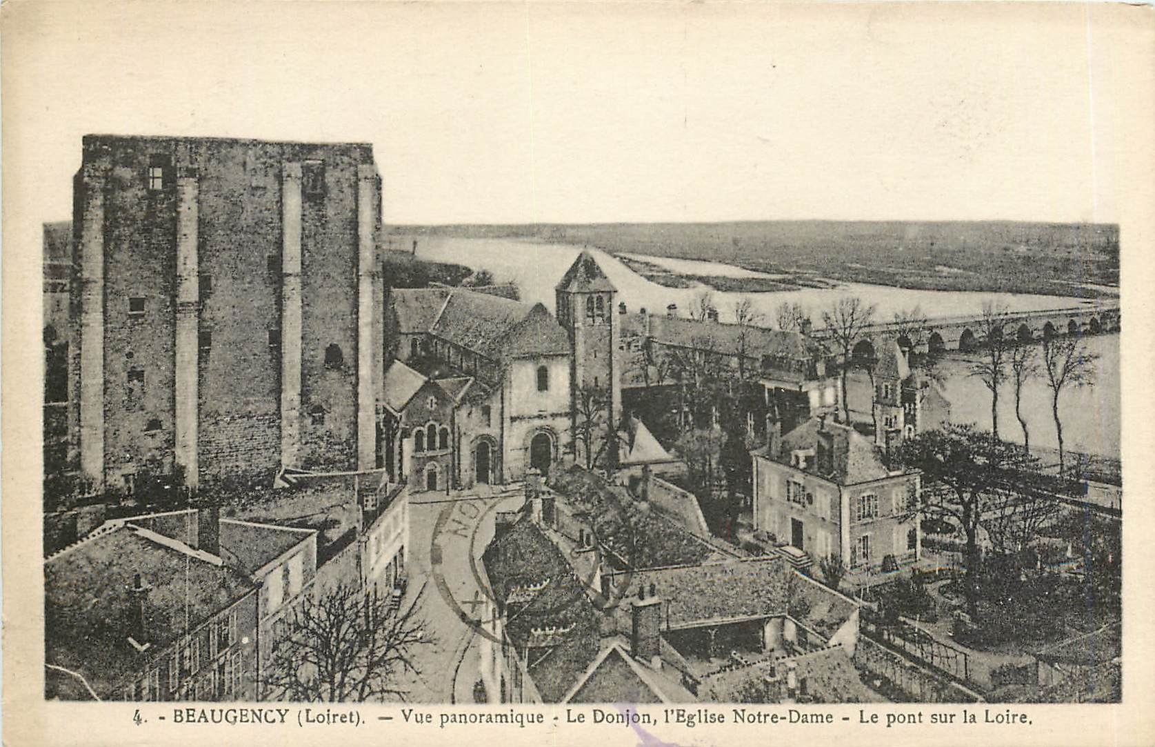 CPA BEAUGENCY(Loiret)-Vue Panormique le DONJON L'Eglise Notre Dame-le pont sur la Loire