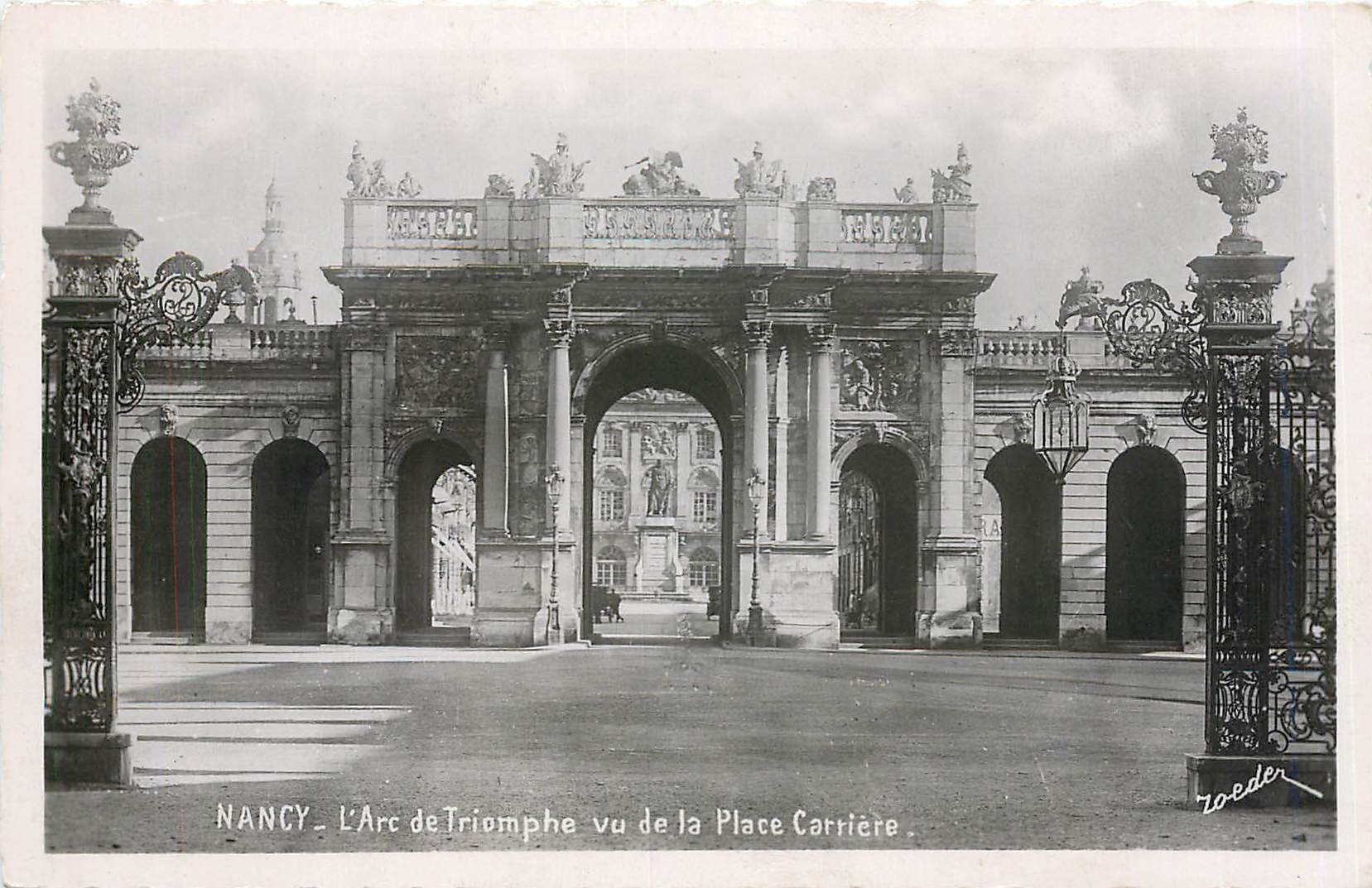 CPA NANCY-l'Arc de Triomphe- vu de la place Carriere