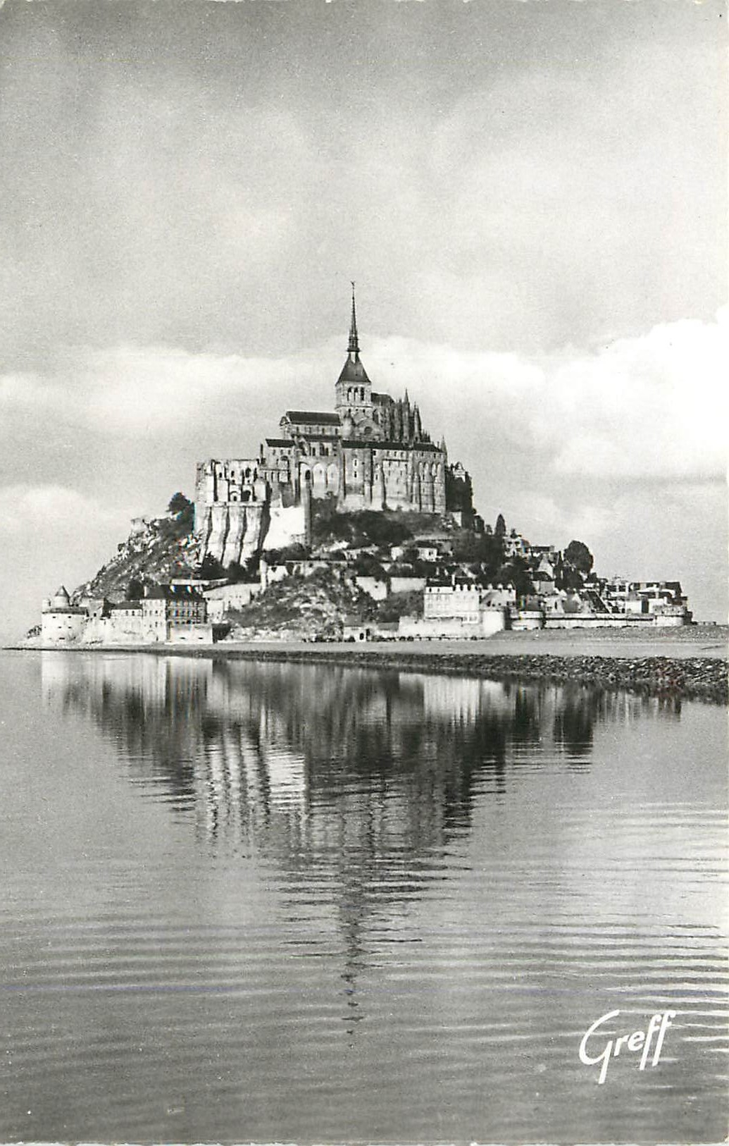 CPM MONT ST MICHEL(Mnche) Reflets du soir