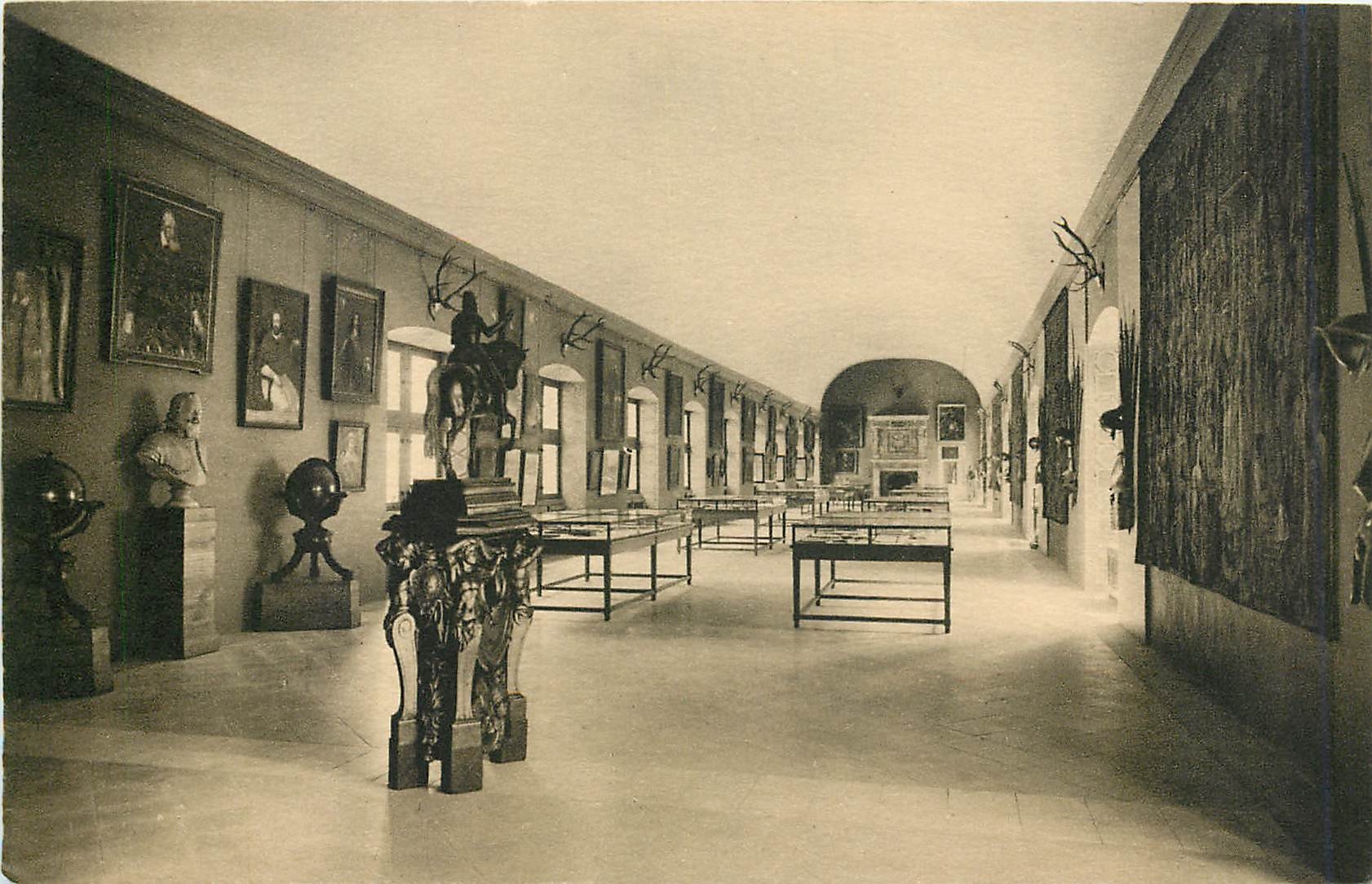 CPA Palais ducal: La Galerie des Cerfs