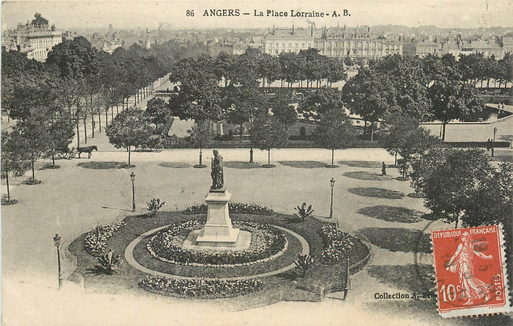 CPA Angers-la place lorraine