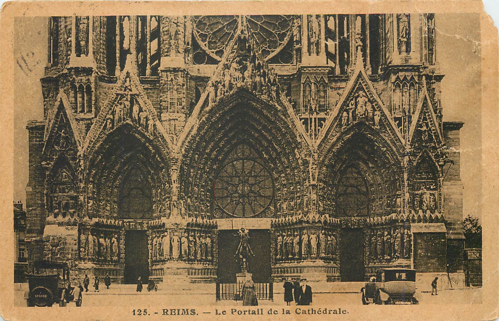 CPA Reims Le Portail de la Cathedrale 