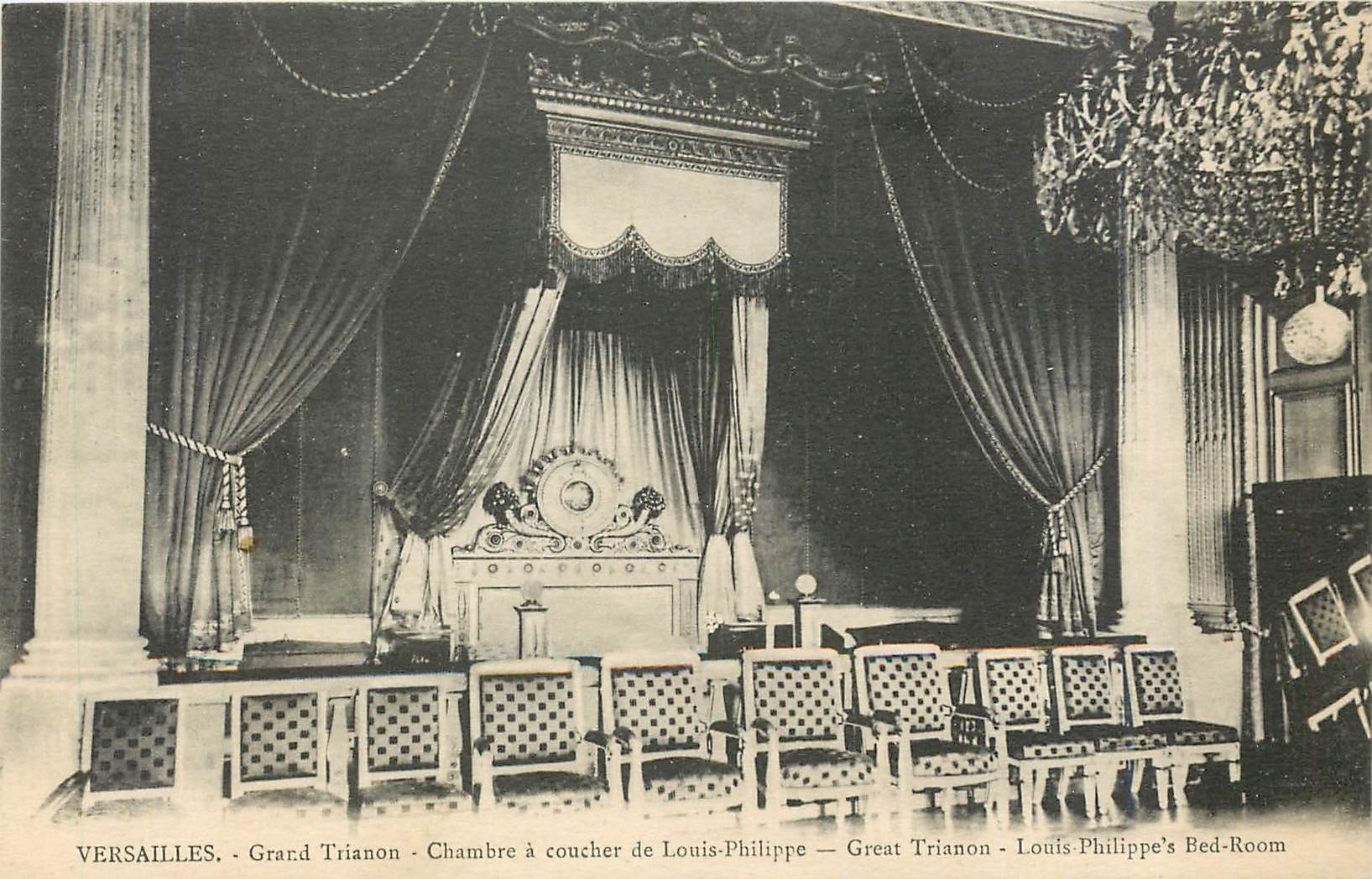 CPA Versailles Grand Trianon Chambre a coucher de Louis Philippe