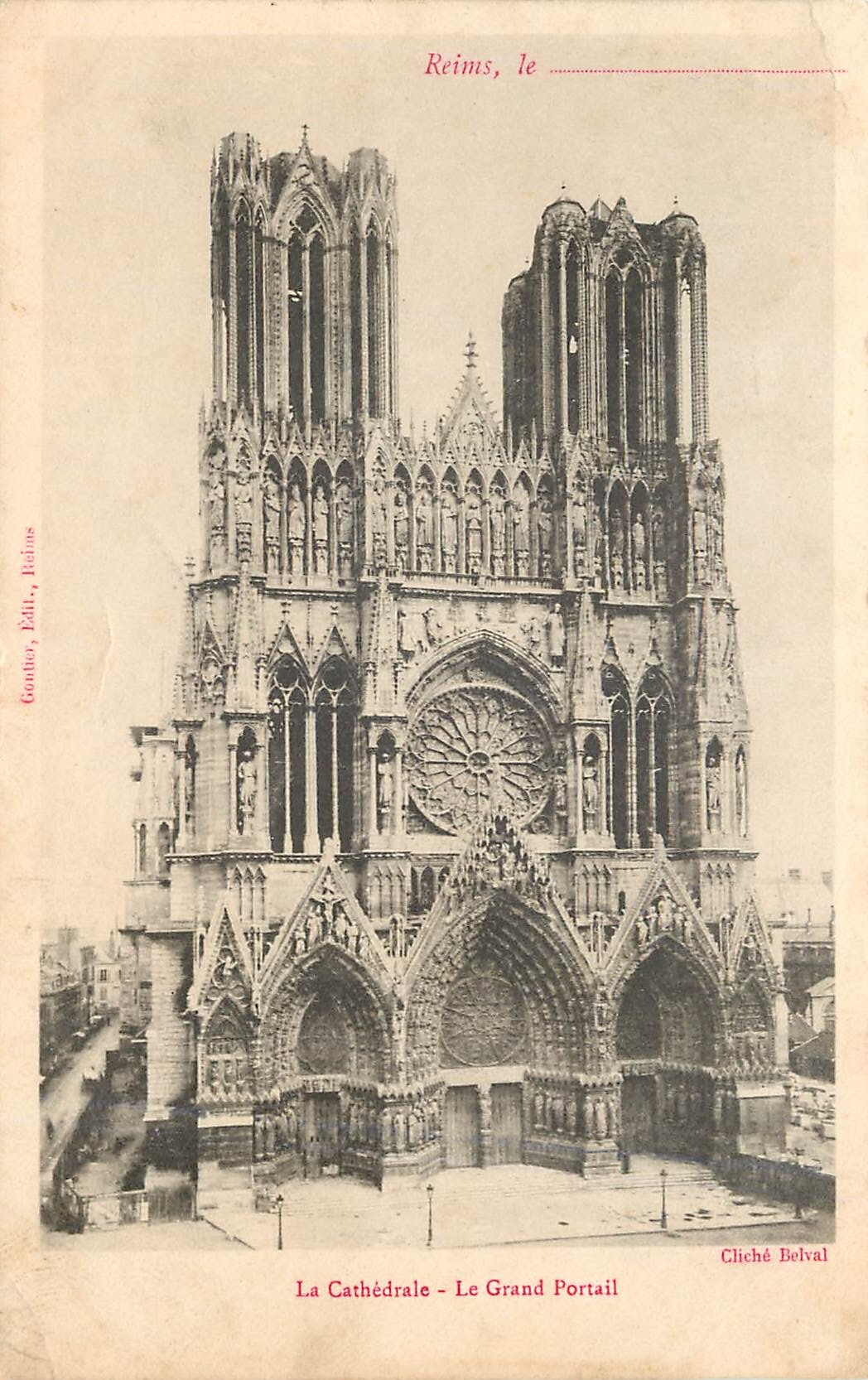 CPA Reims La Cathedrale Le Grand Portail 