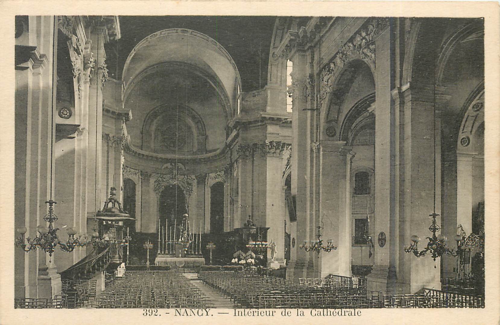 CPA Nancy Interieur de la Cathedrale 
