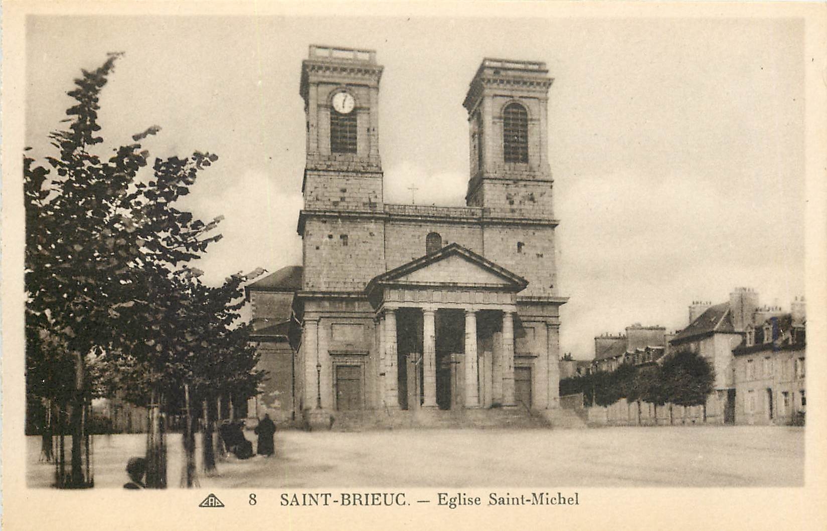 CPA Saint Brieuc Eglise Saint Michel 