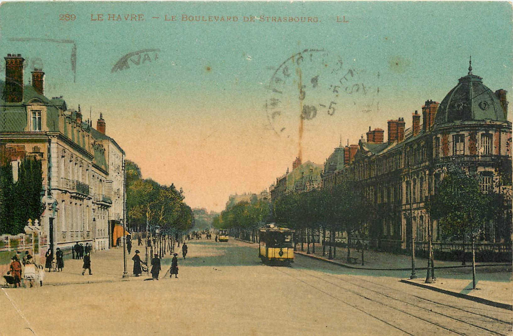CPA Le Havre Le Boulevard Strasbourg Tramway