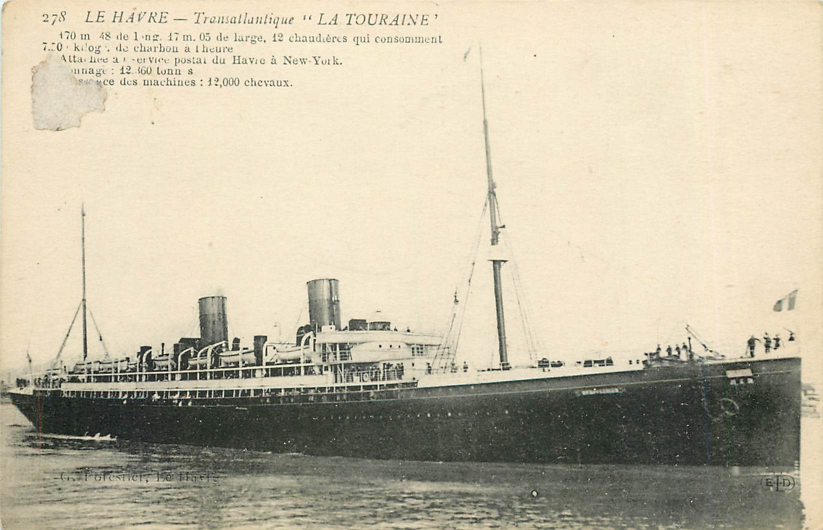 CPA Le Havre Transatlantique La Touraine Bateau