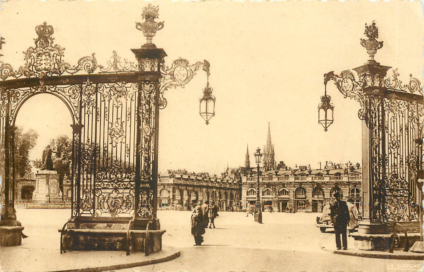 CPA Nancy Les grilles de Jean Lamour Place Stanslas