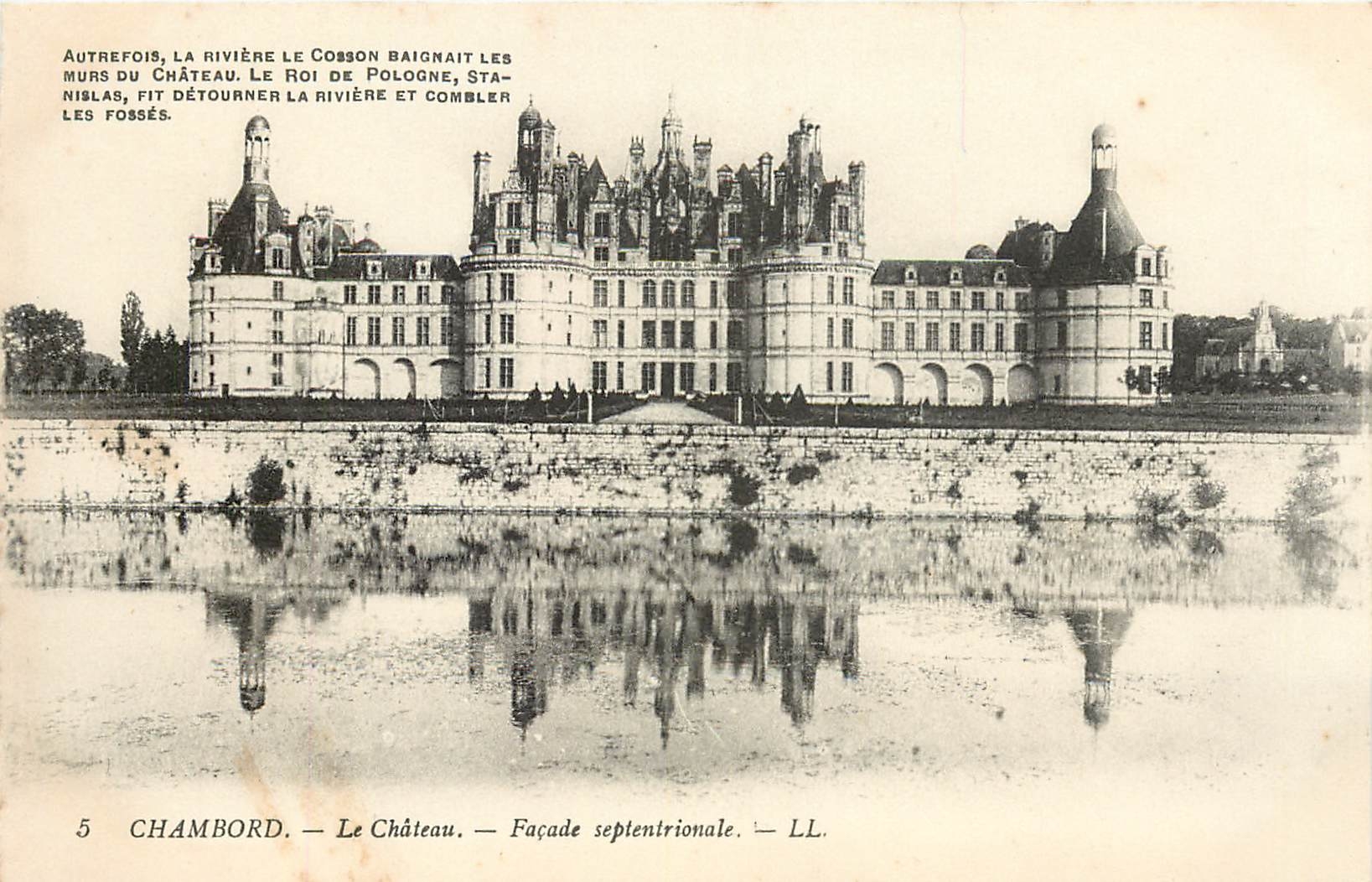 CPA Chambord Le Chateau façade septentrionale