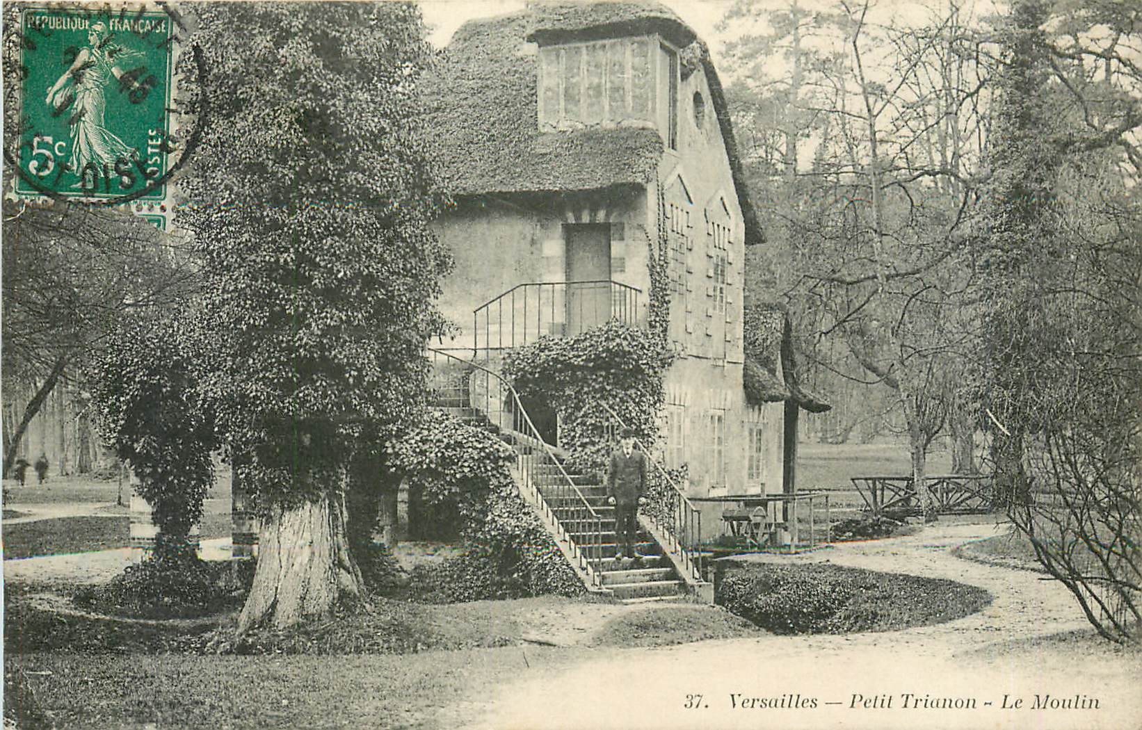 CPA versailles petit rianon Le Moulin