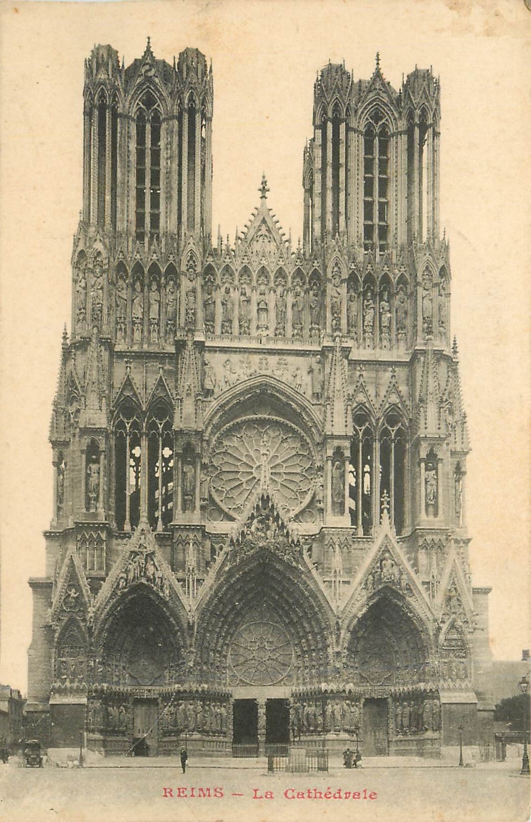 CPA Reims la Cathedrale