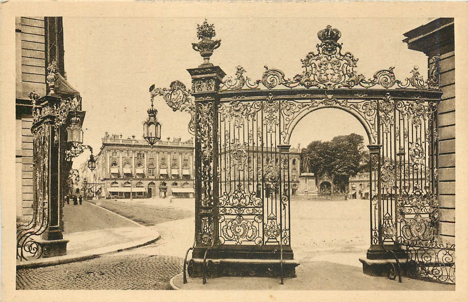 CPA Nancy Place Stanslas une des plus belles d'Europe