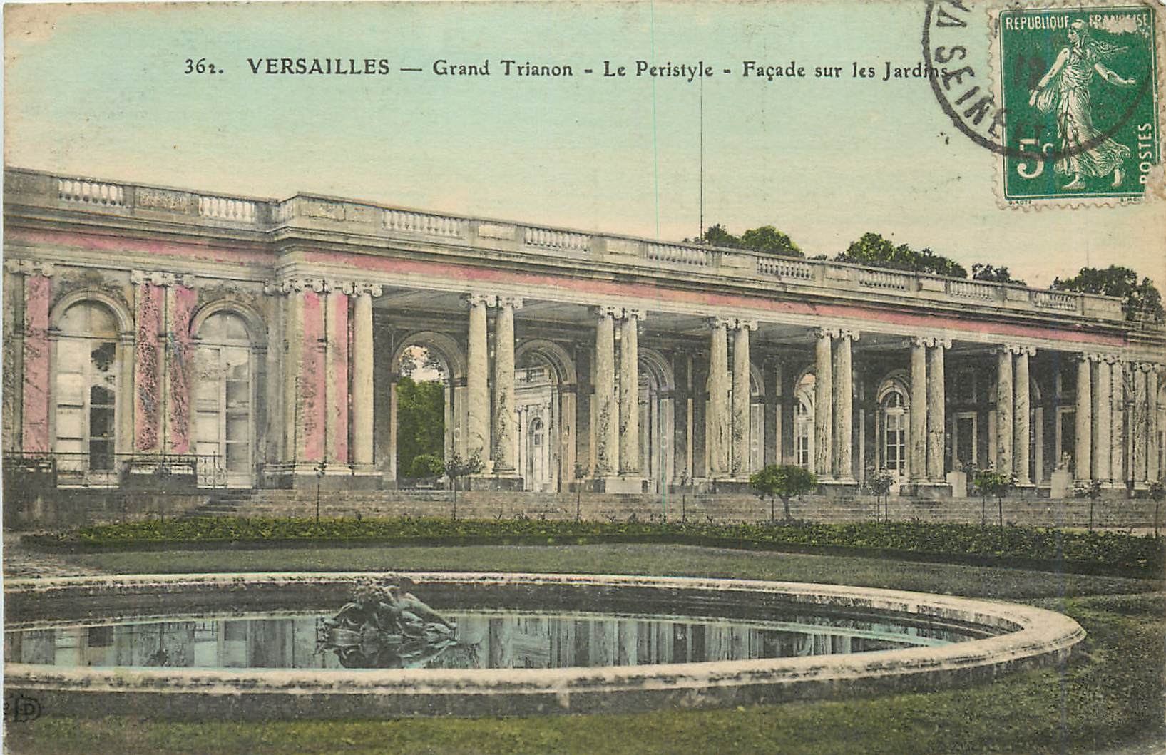 CPA Versailles Grand Triannon le Peristyle pacade sur le jardin