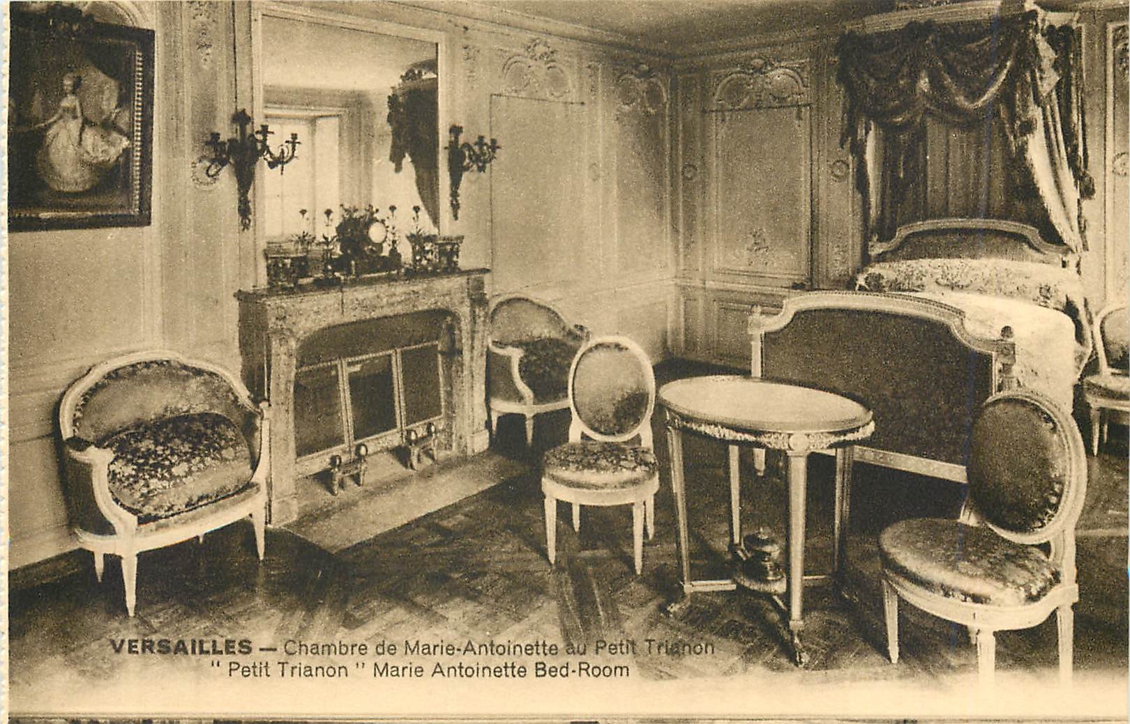 CPA Versailles Chambre de Marie Antoinette au petit rianon 