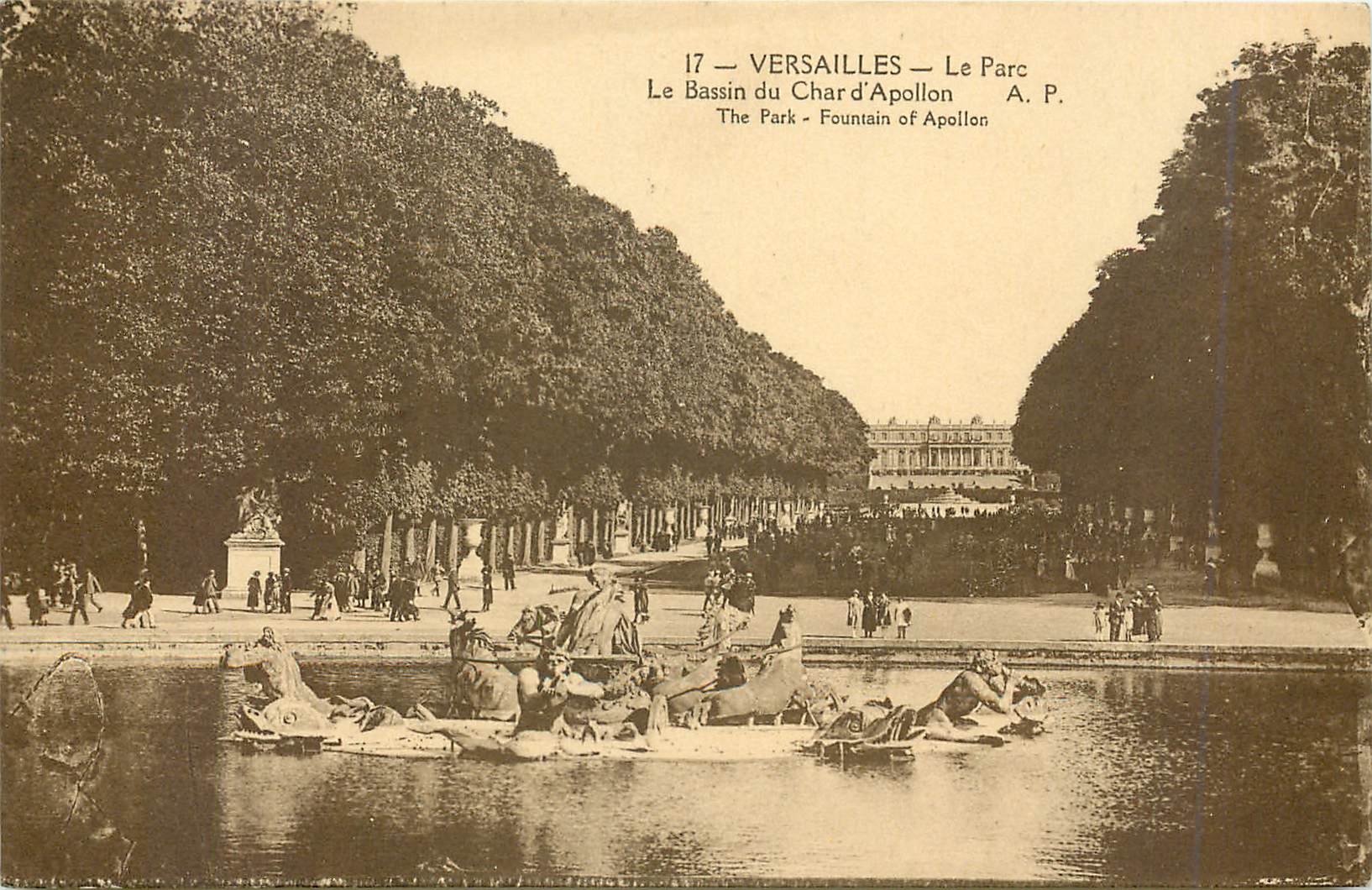 CPA Versailles Le Parc Le Bassin du Char d'Apollon 