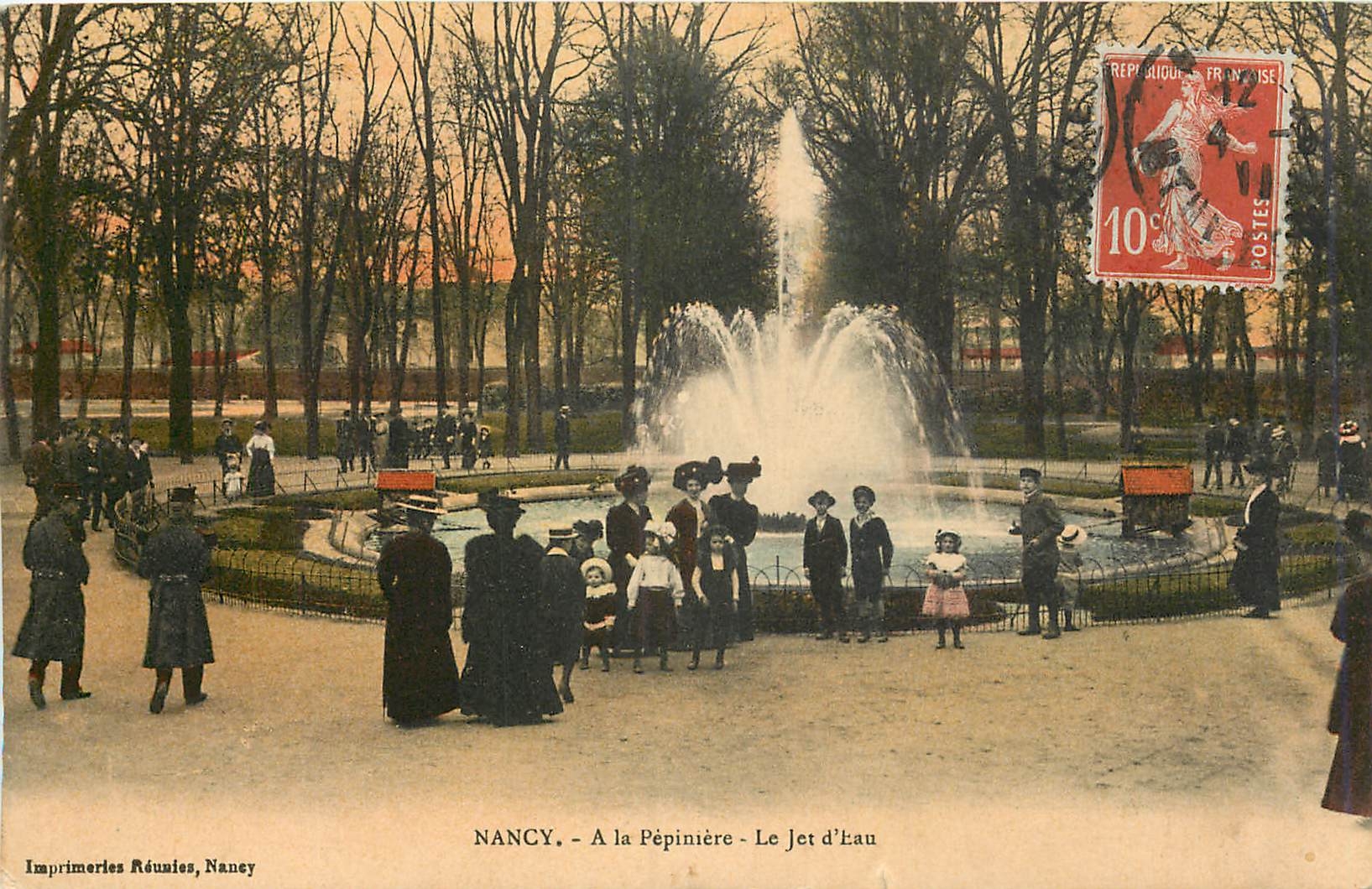CPA Nancy A la Pepiniere Le Jet d'eau 