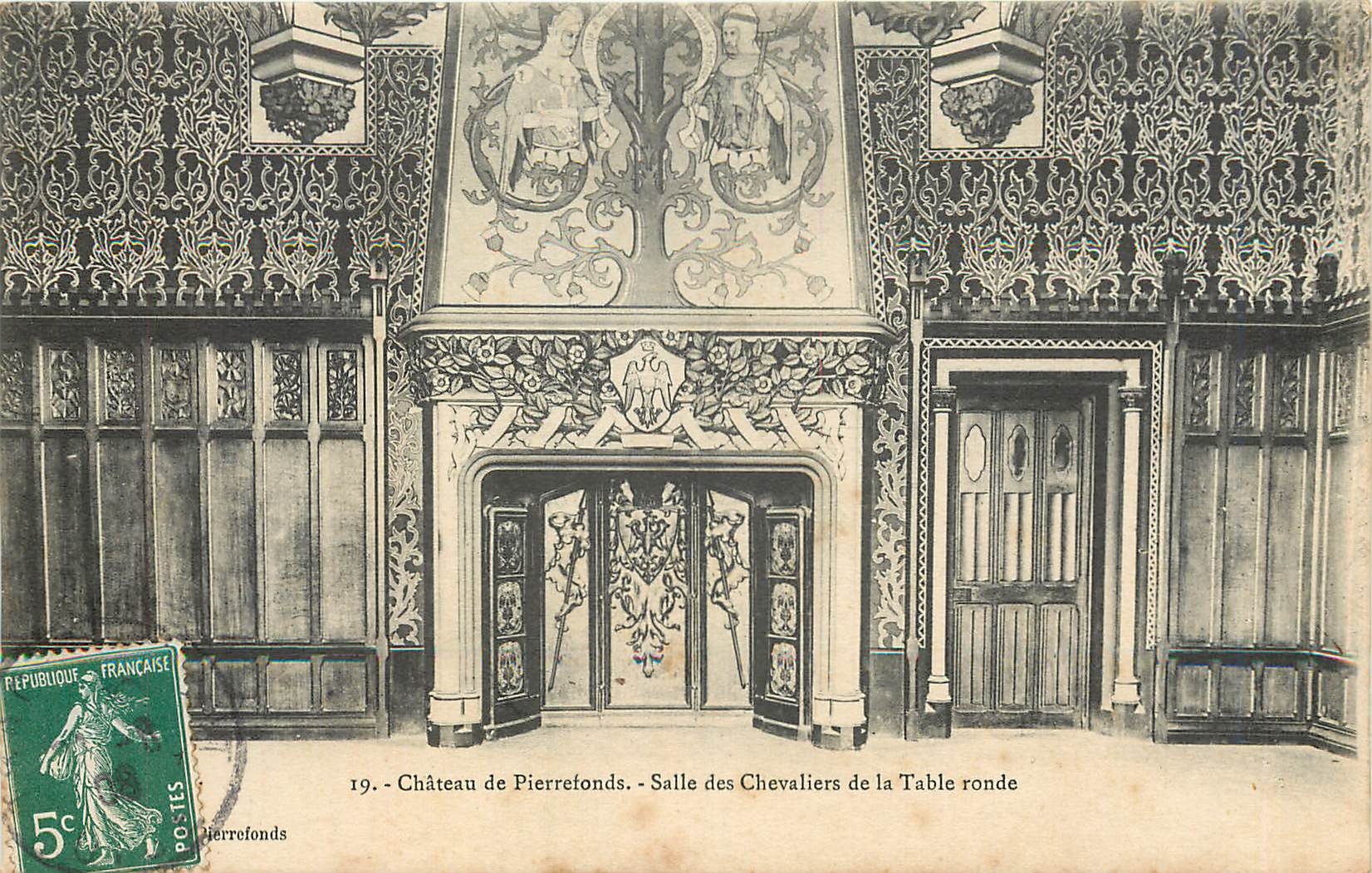 CPA Chateau de Pierrefonds Salle des Chevaliers de la Table ronde