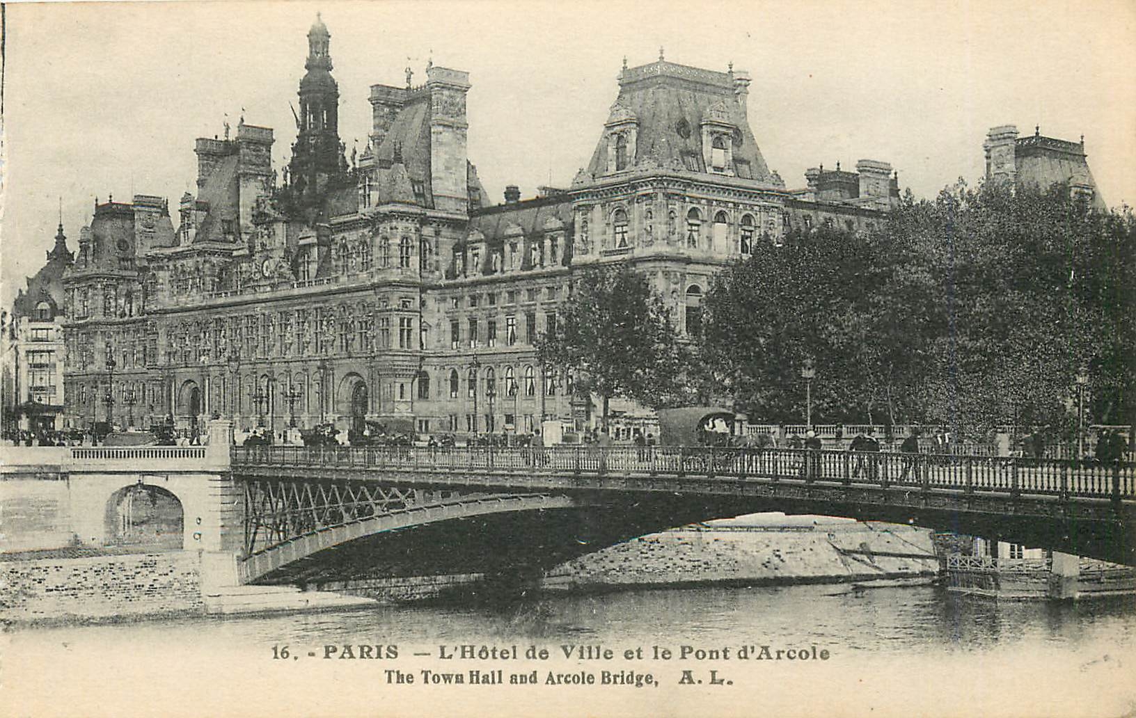 CPA Paris L'Hotel de Ville et le Pont d'Arcole