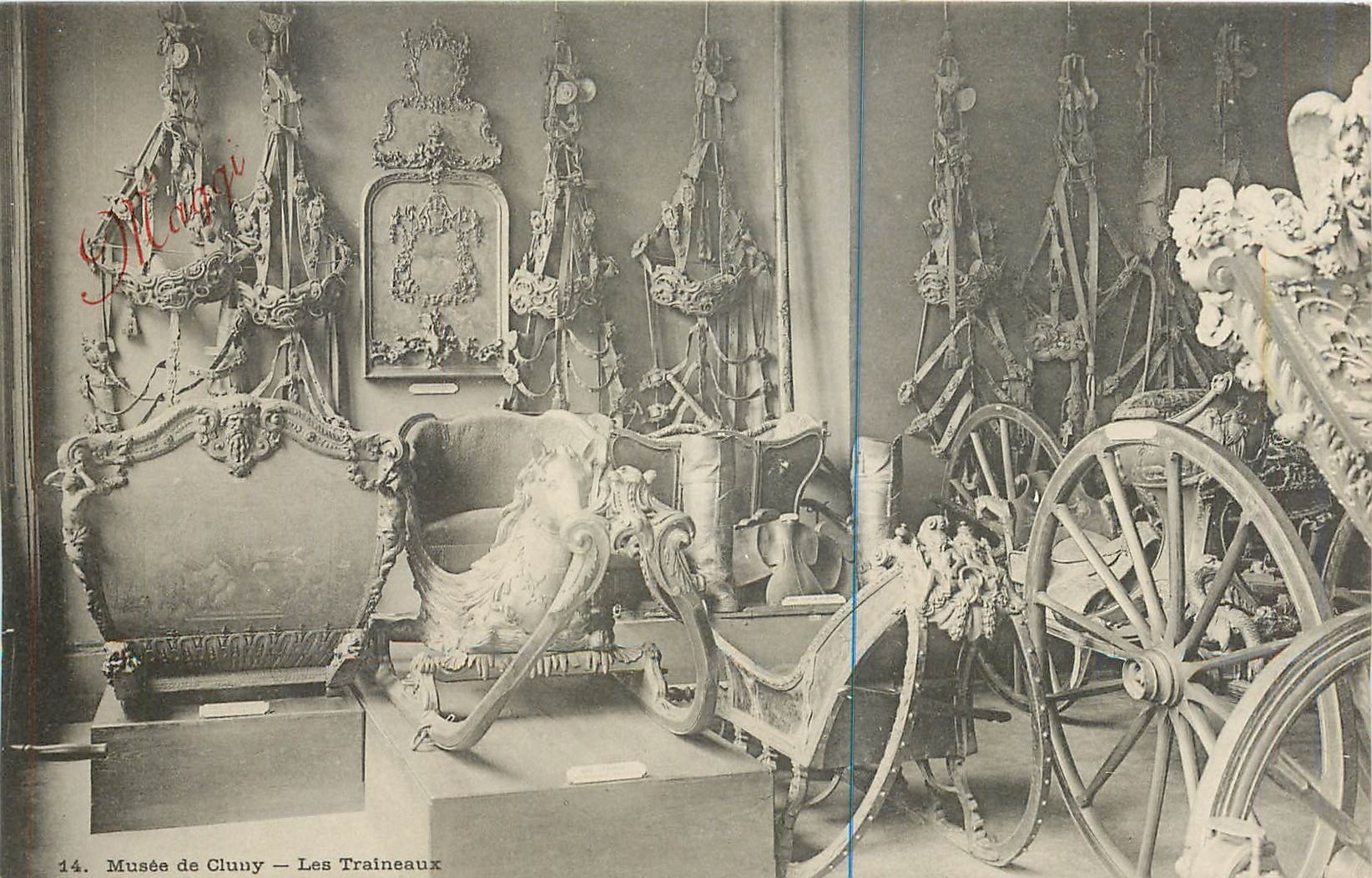 CPA Musee de Cluny Les Traineaux 