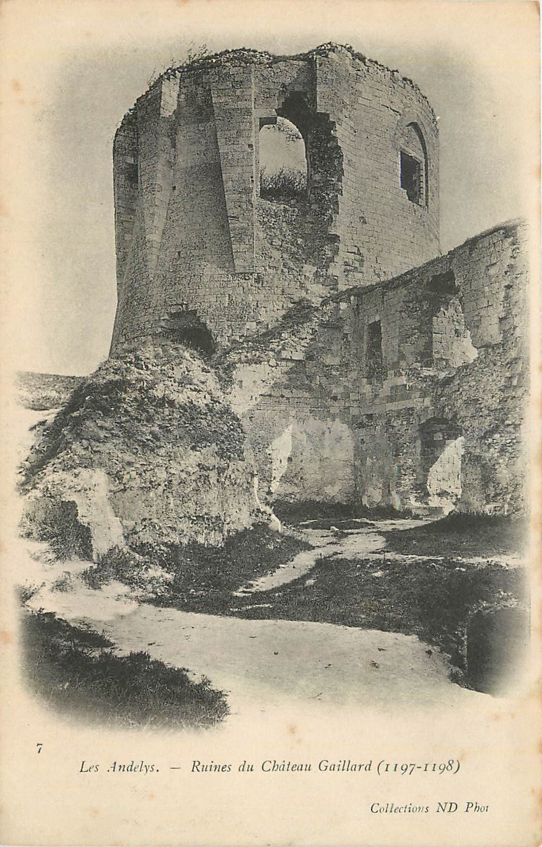 CPA Les Andelys Ruines du Chateau Gaillard