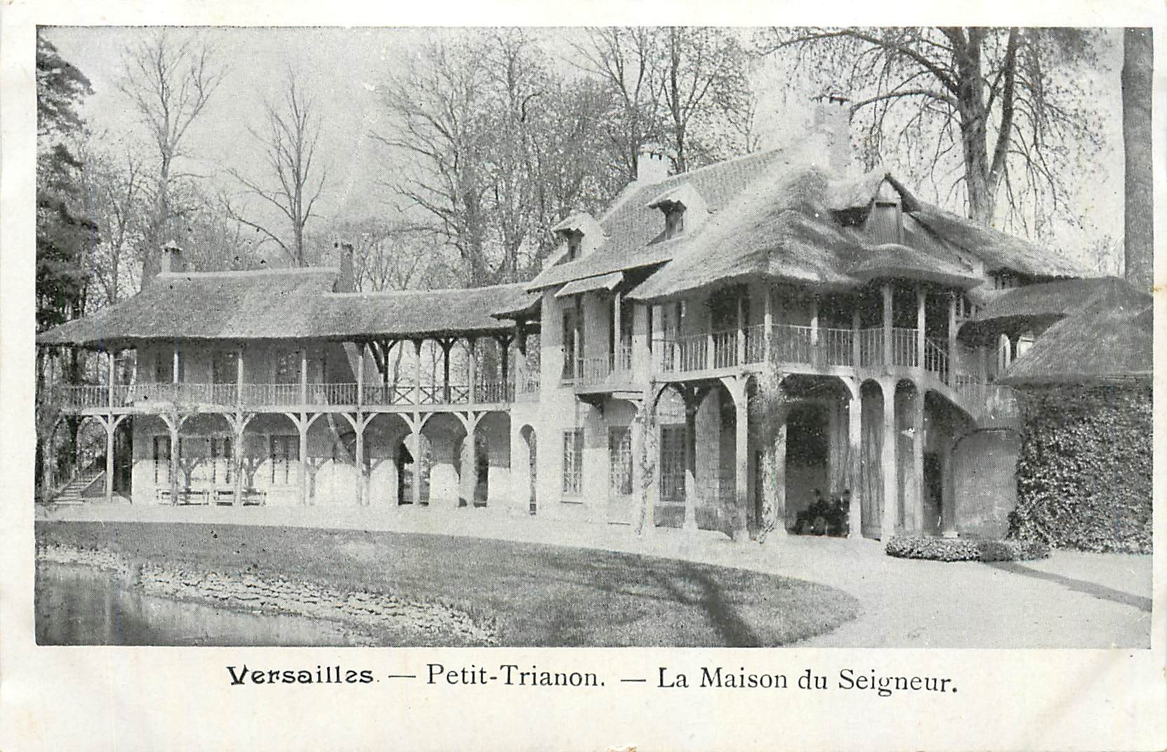 CPA Versailles Petit Trianon La Maison du Seigneur 