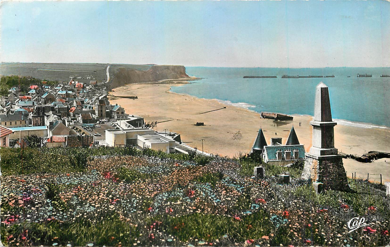 CPM Arromanches les Bains Port de la Liberation Vue Generale