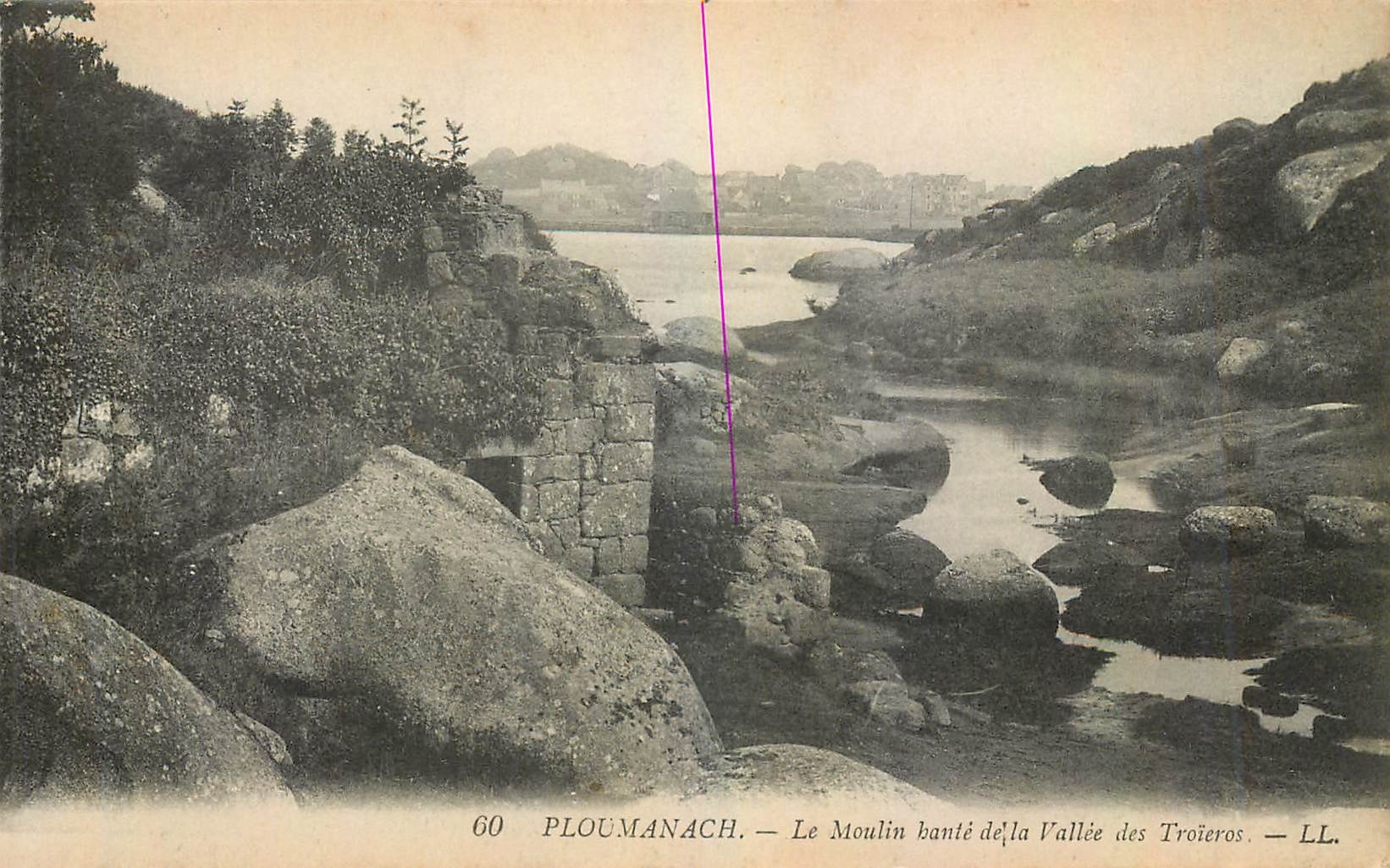 CPA Ploumanach Le Moulin bante della Vallee des Troieros 