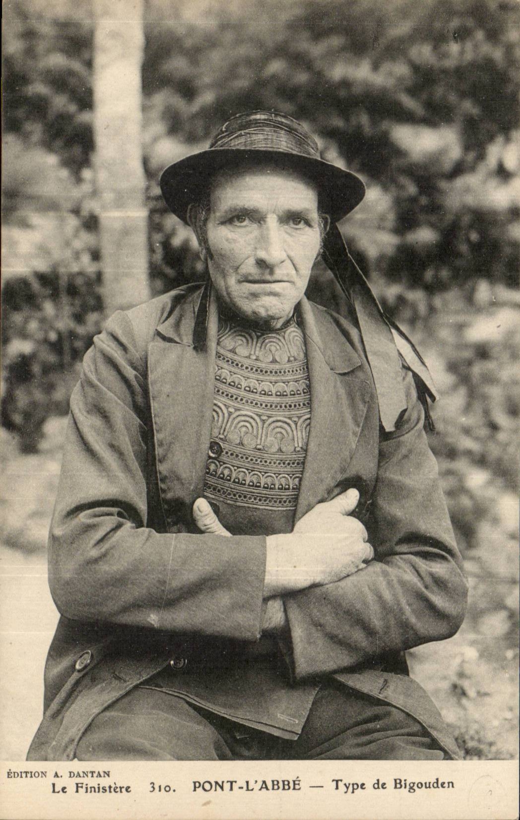 Brittany Finistere- Standard Bridge-the Abbot of Bigouden-CPA