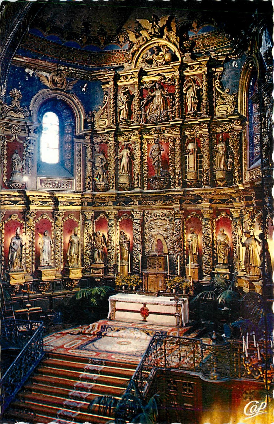 CPM Saint Jean de Luz Eglise ou eut lieu le mariage de Louis XIV