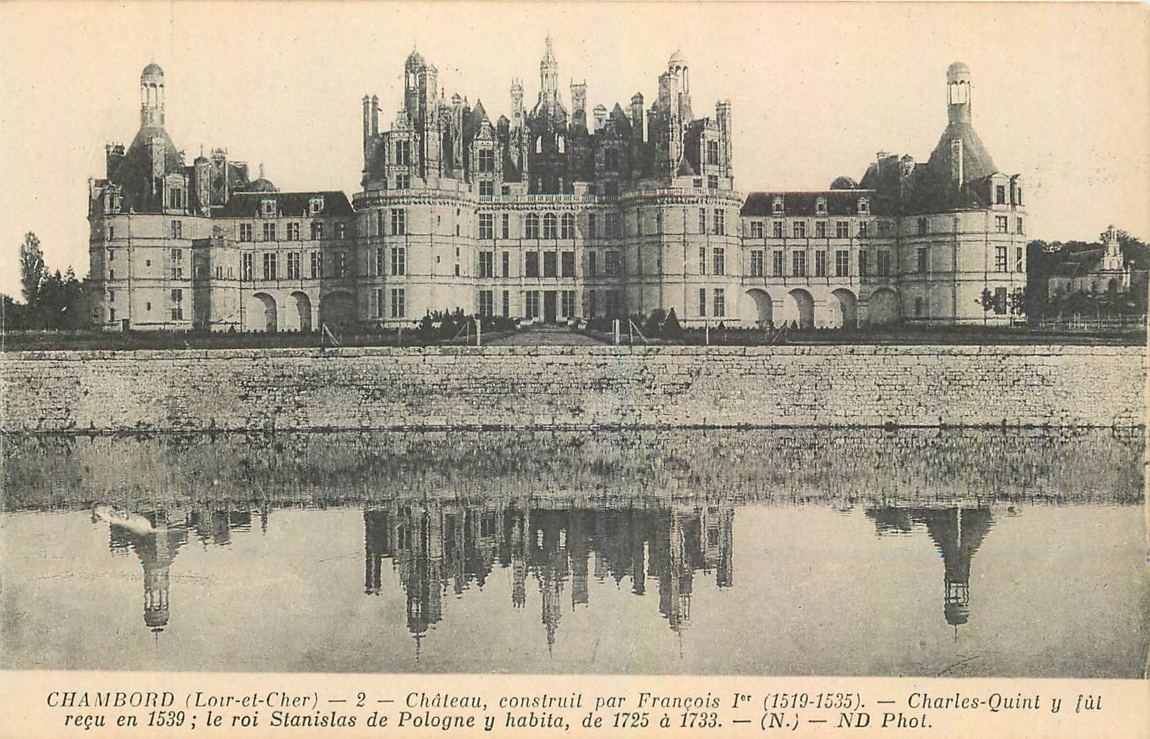 CPA Chambord Loir et Cher Chateau construit par Francois 1er