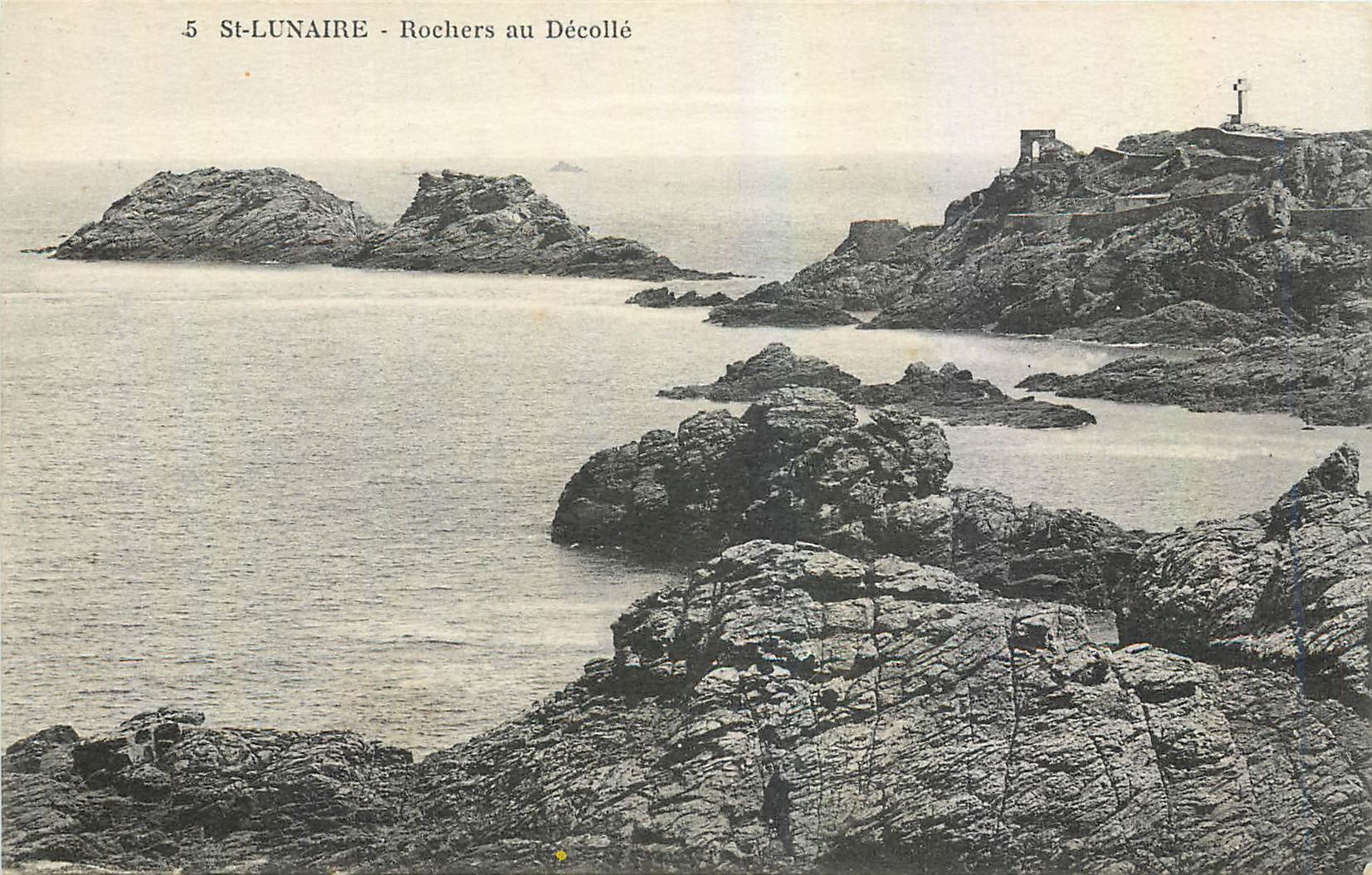 CPA St Lunaire Rochers au Decolle 
