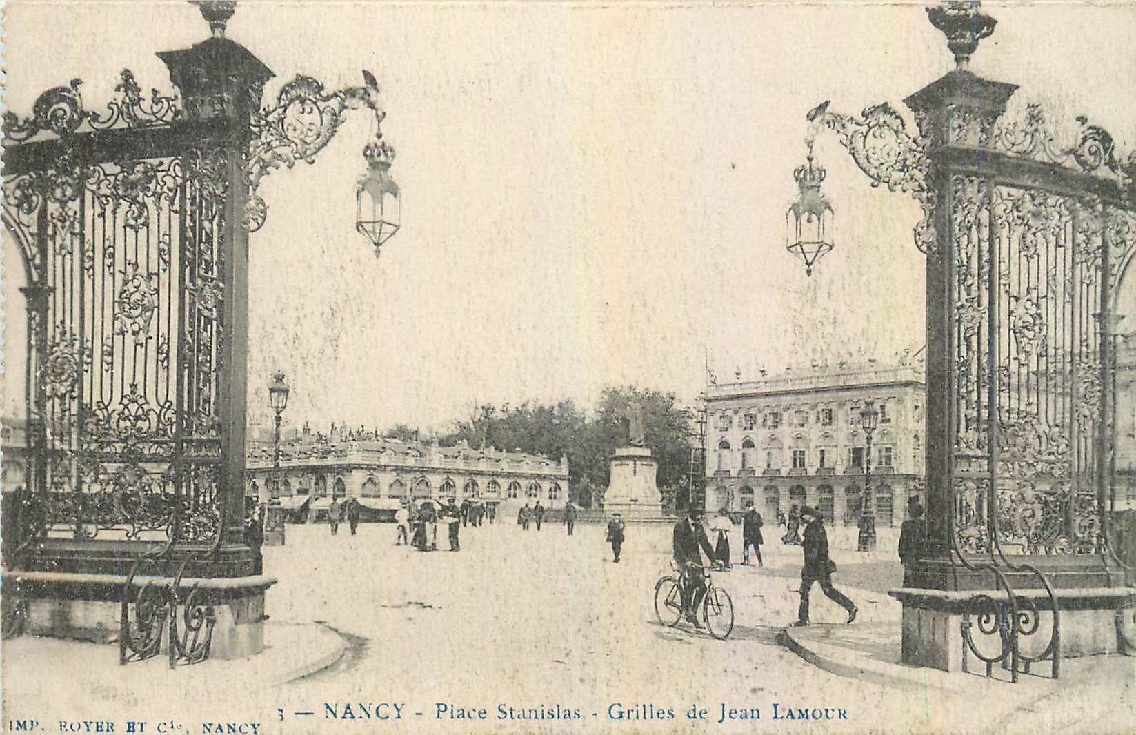 CPA Nancy Place Stanislas Grilles de Jean Lamour