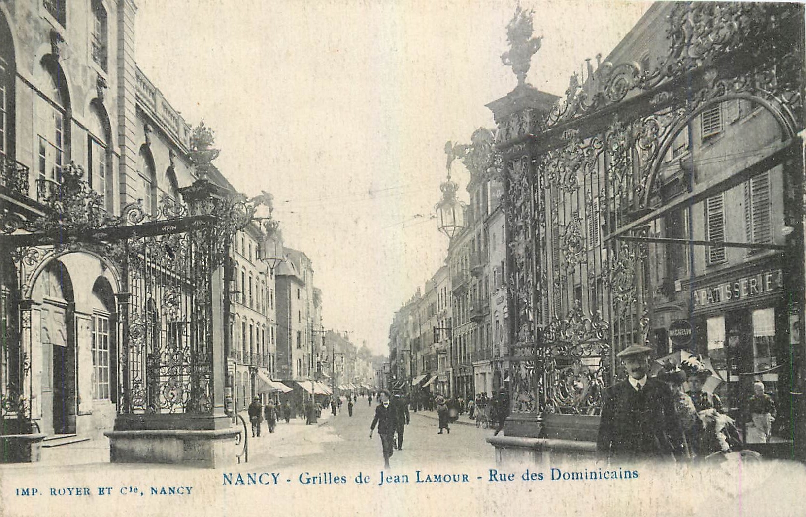 CPA Nancy Grilles de Jean Lamour Rue des Dominicains 