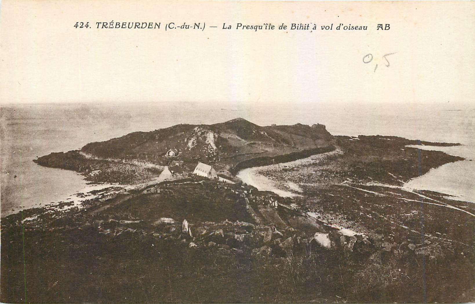 CPA Trebeurden C du N La Presqu'ile de Bihit a vol d'oiseau