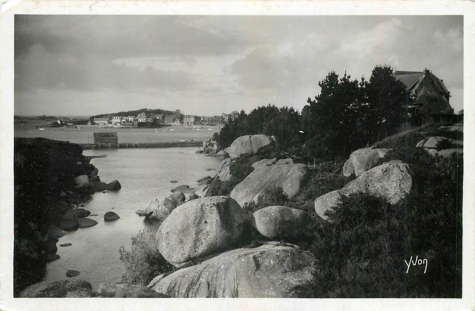 CPA Ploumanach C du N Baie Sainte Anne 