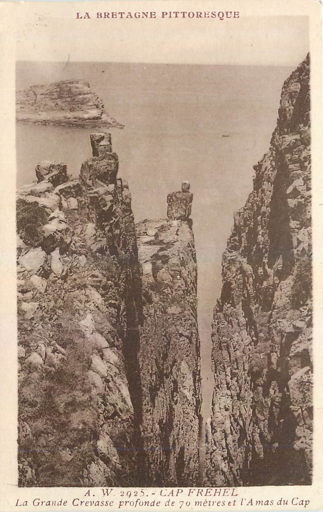 CPA Cap Frehel La Grande Crevasse 
