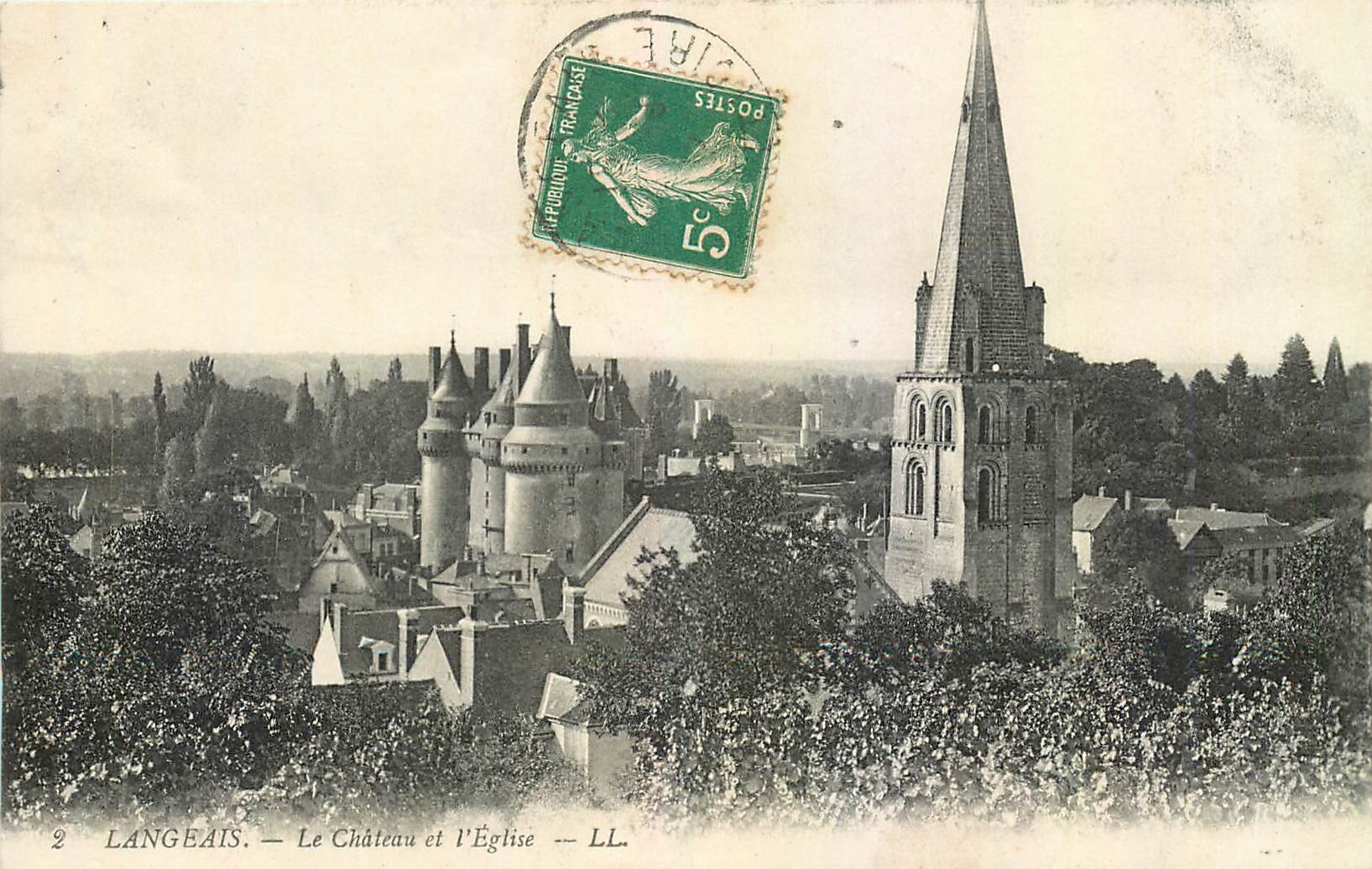 CPA Langeais Le Chateau et l'Eglise 