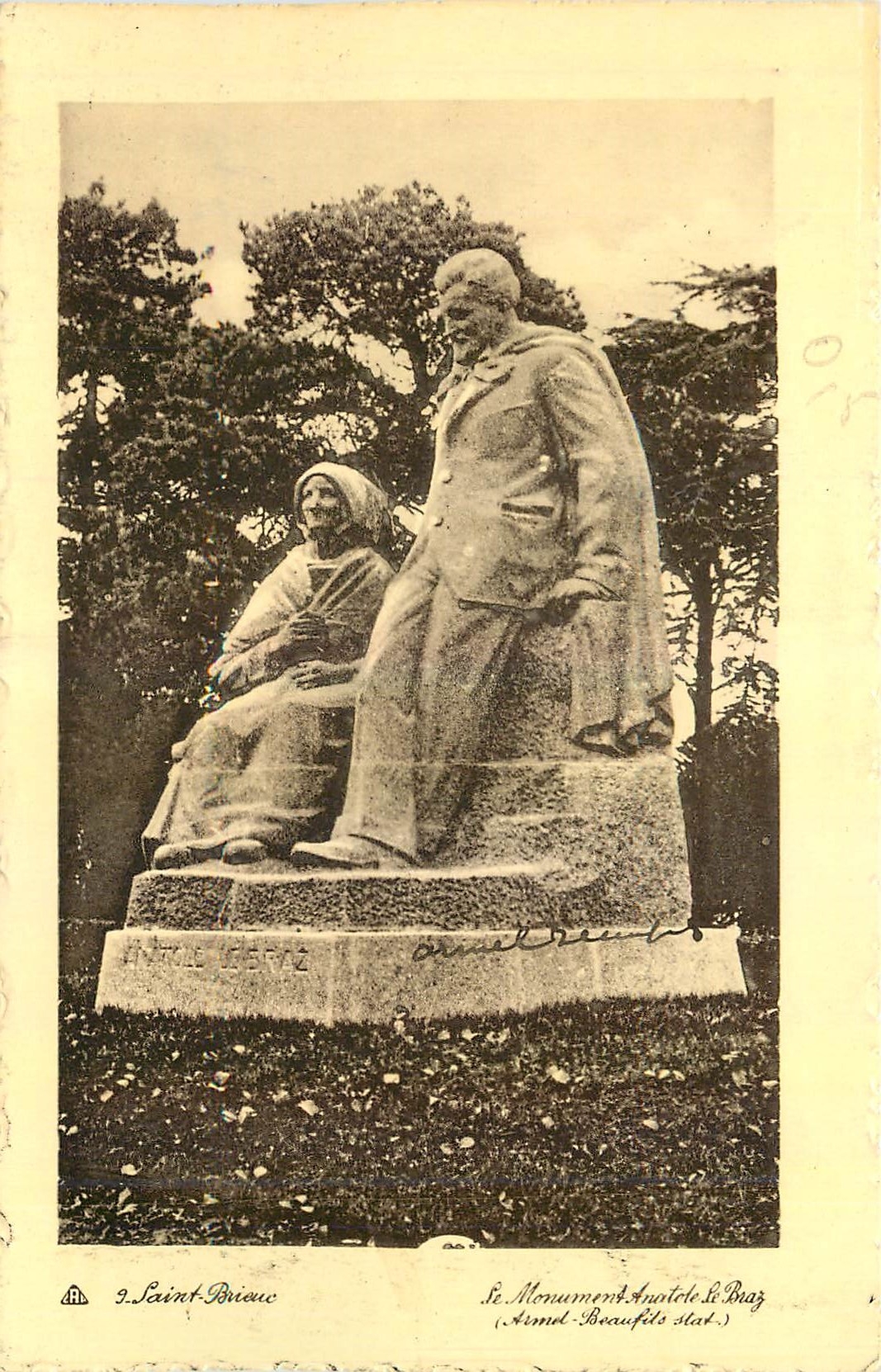 CPA Saint Brieuc Monument Anatole Le Braz