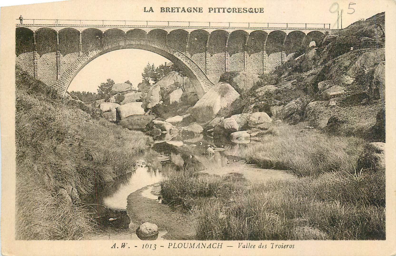 CPA Ploumanach Vallee des Troieros 