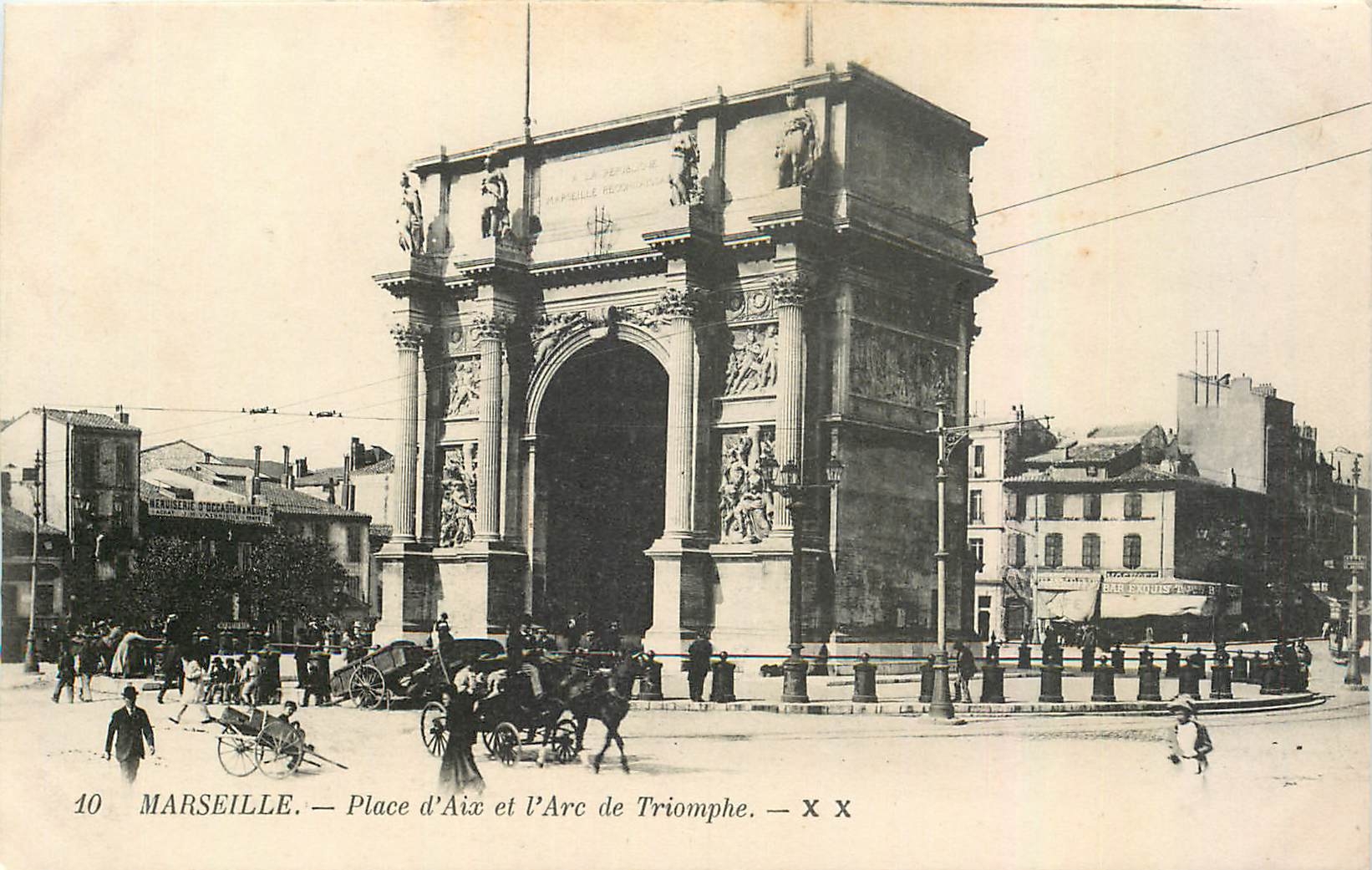 CPA Marseille Place d'Aix et l'Arc de Triomphe
