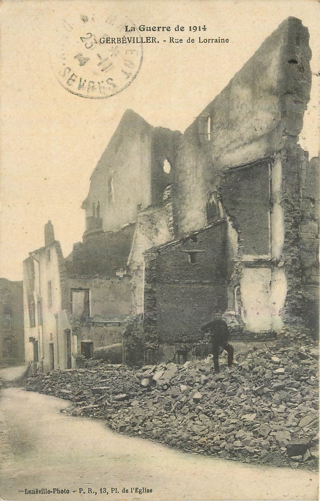 CPA Gerbeviller Rue de Lorraine Militaria