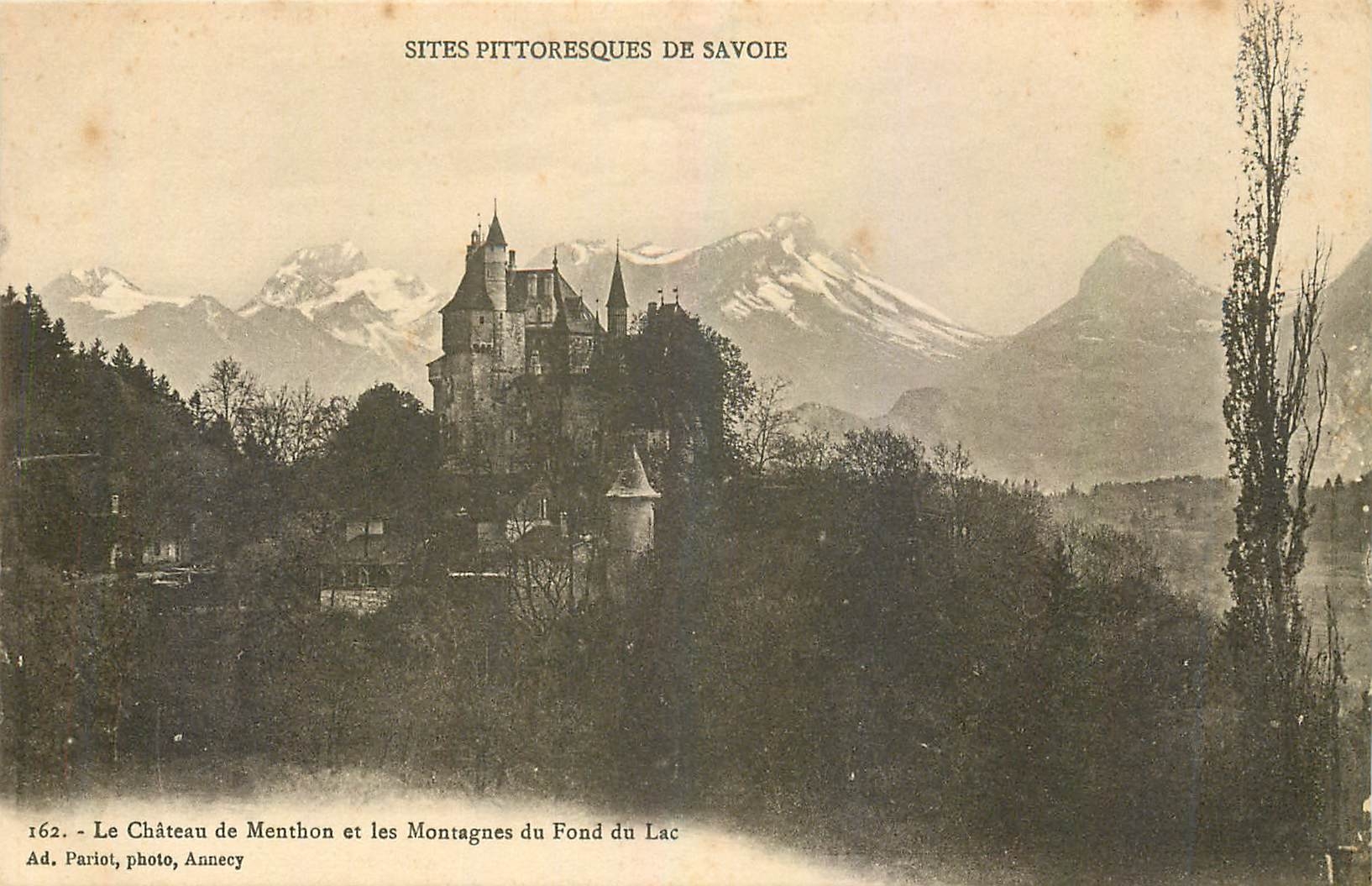 CPA Le Chateau de Menthon et les Montagne du Fond du Lac 