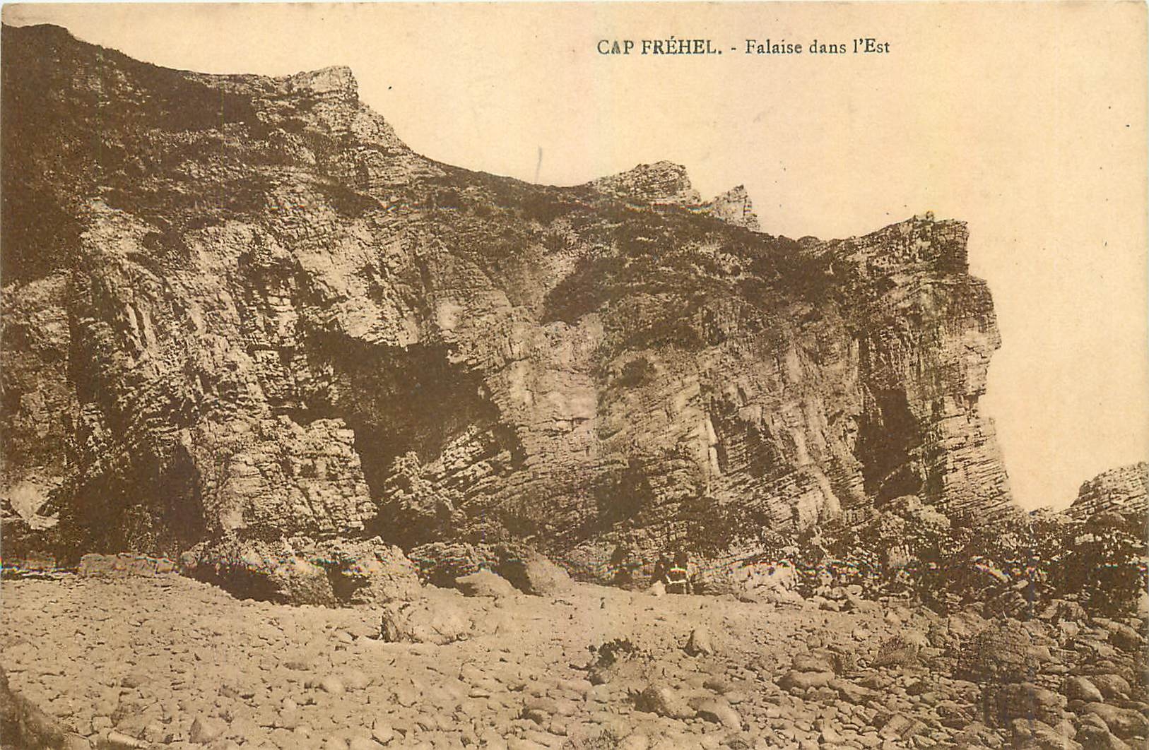 CPA Cap Frehel Falaise dans l'Est 