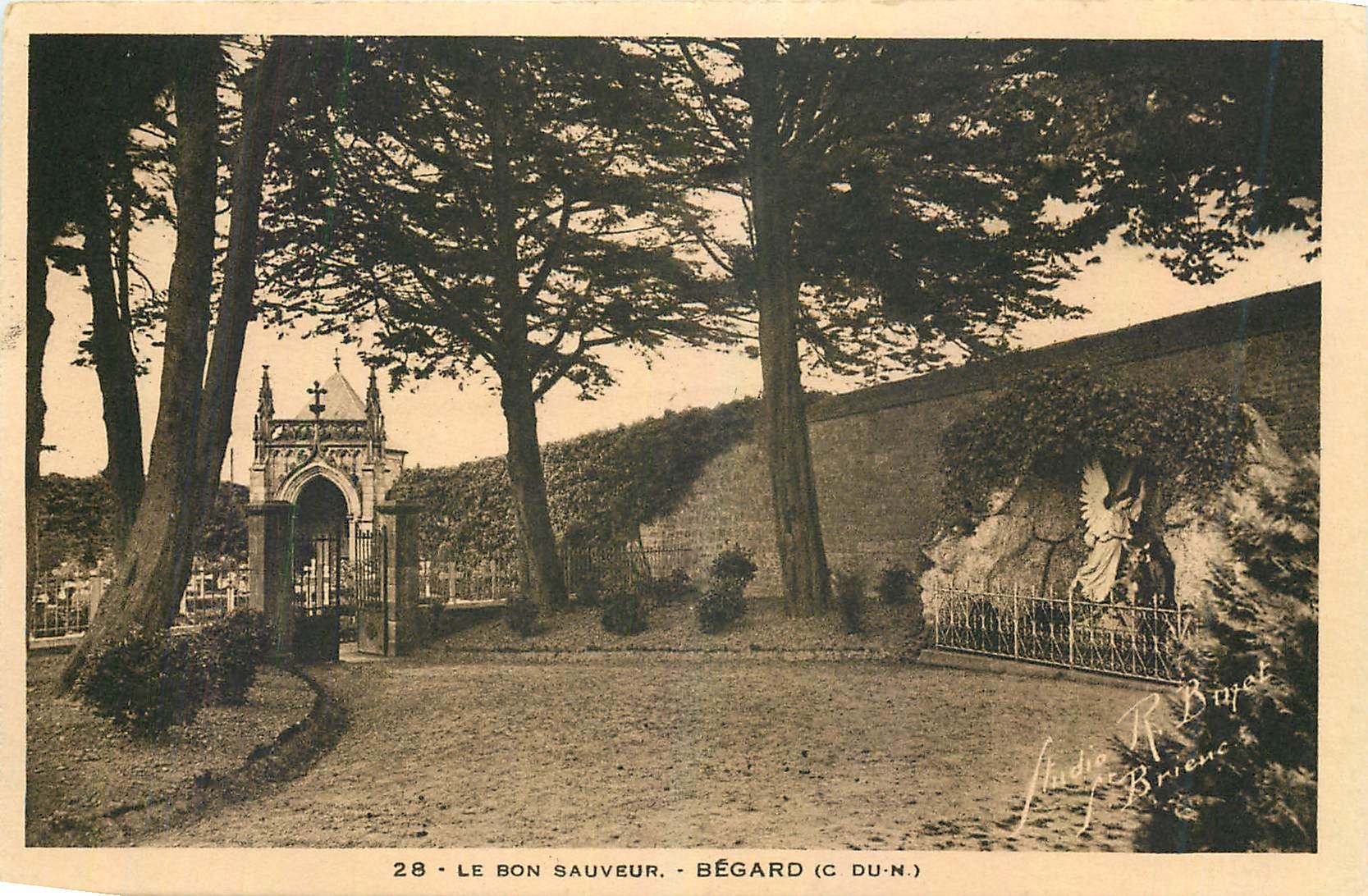 CPA Le Bon Sauveur Begard C du N 