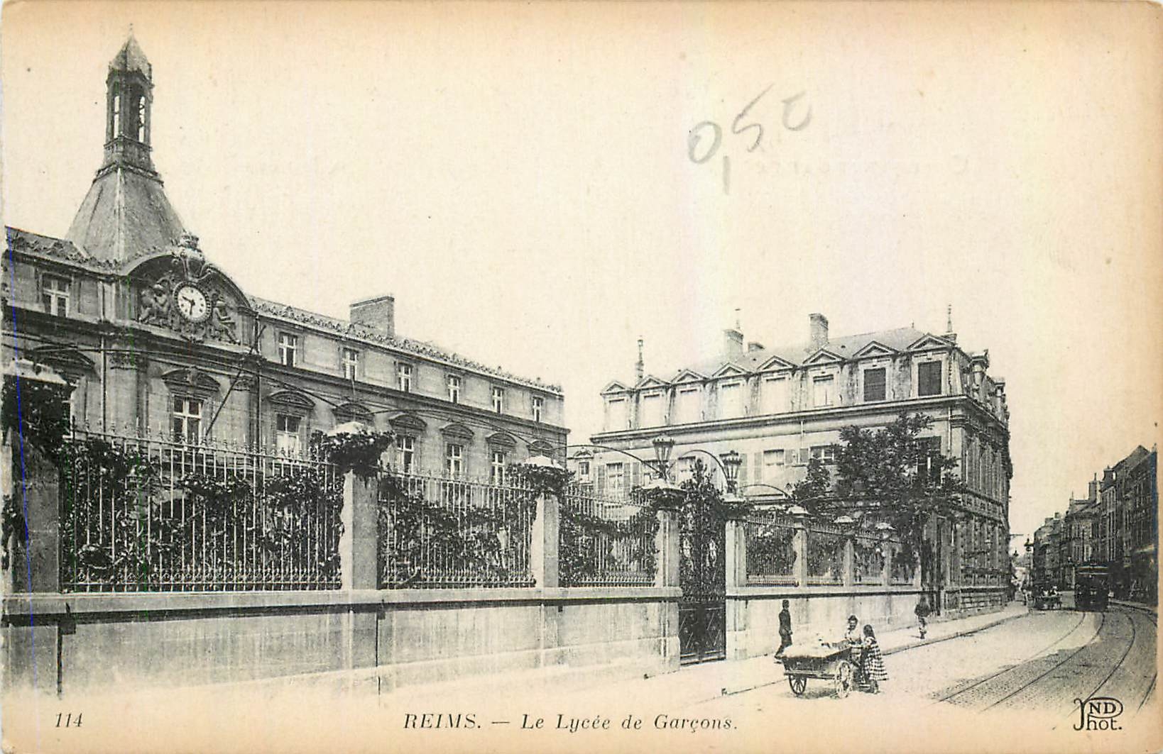 CPA Reims Le Lycee de Garcous 