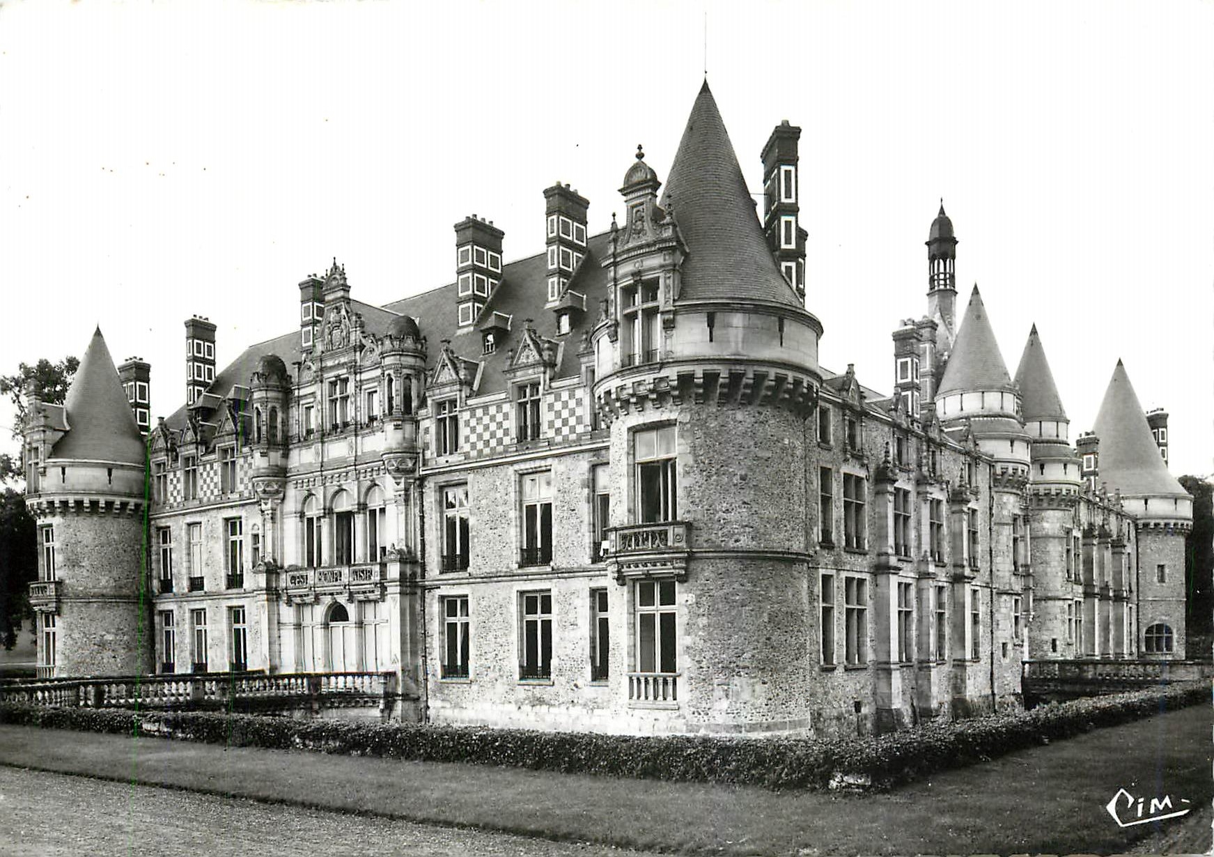 CPM St Symphorien E et L Chateau d'Eselimont Vue generale 